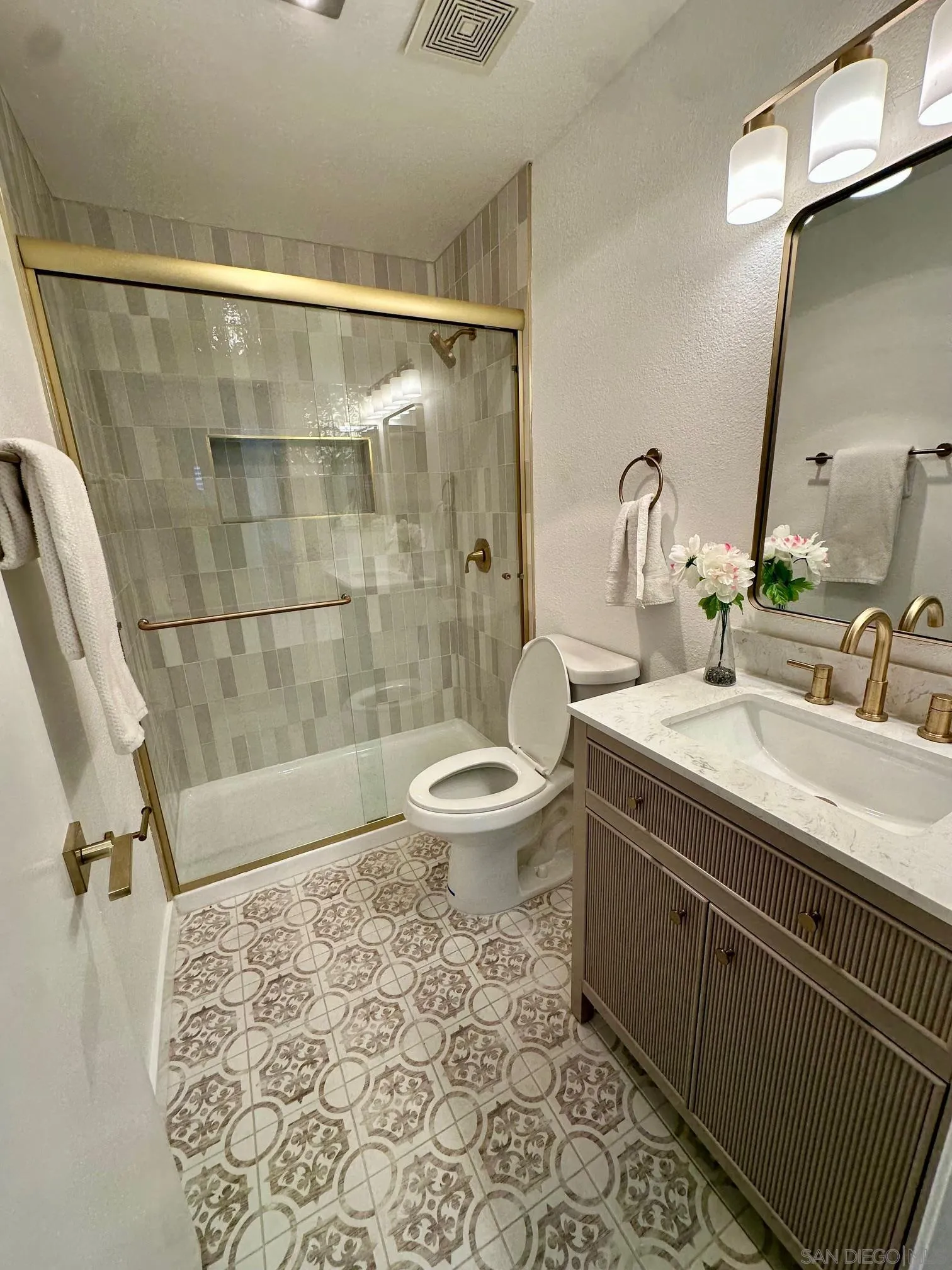 Photo #6: 250033722 Listing 