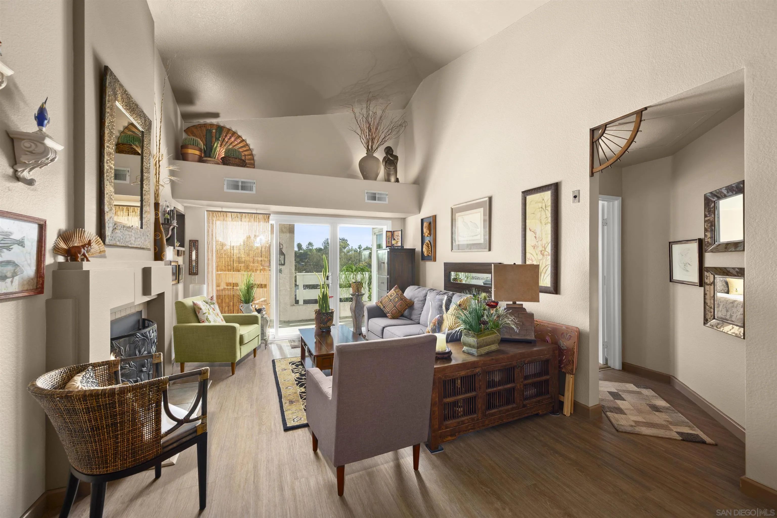 Photo #3: 250033723 Listing 