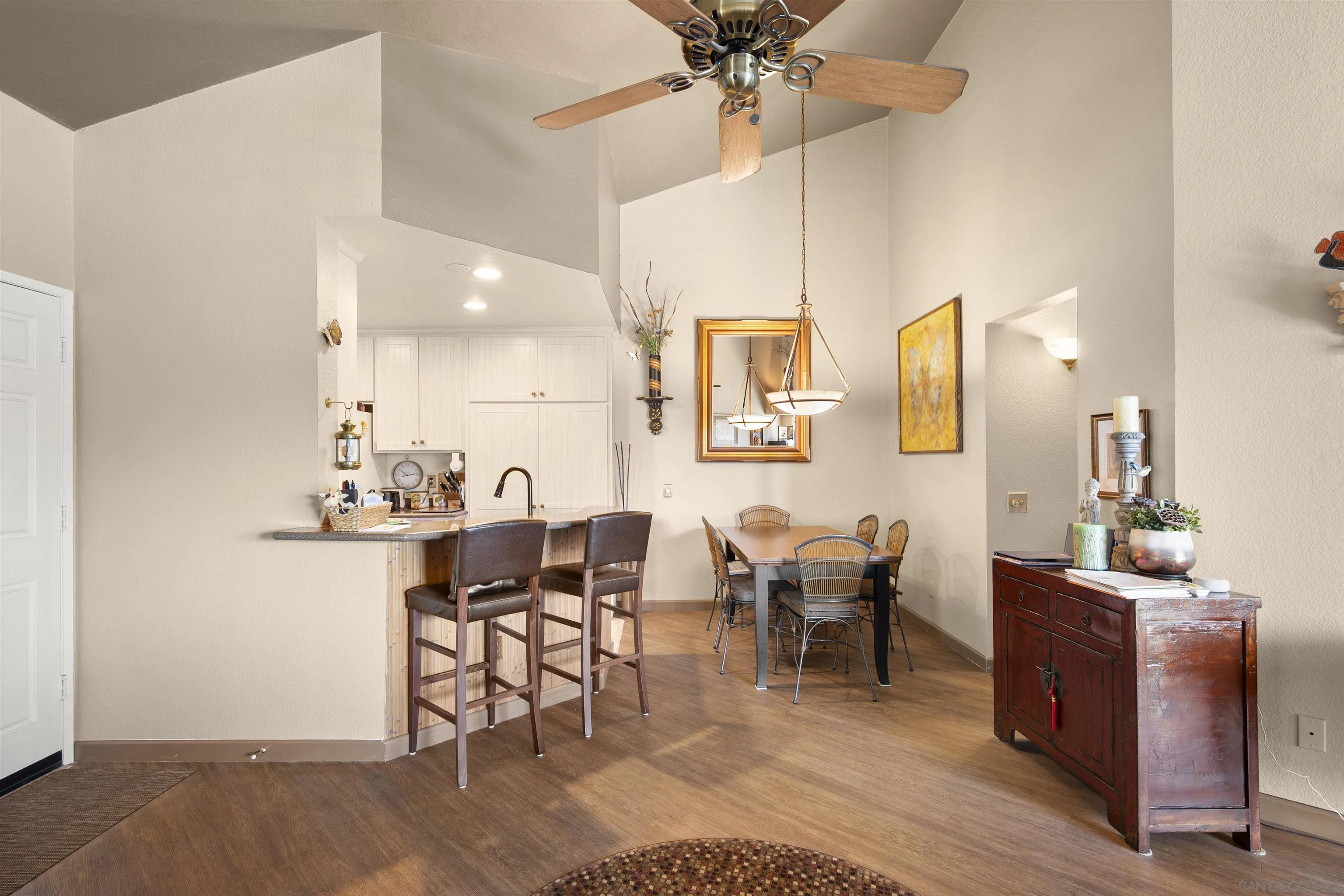 Photo #8: 250033723 Listing: Photo #8