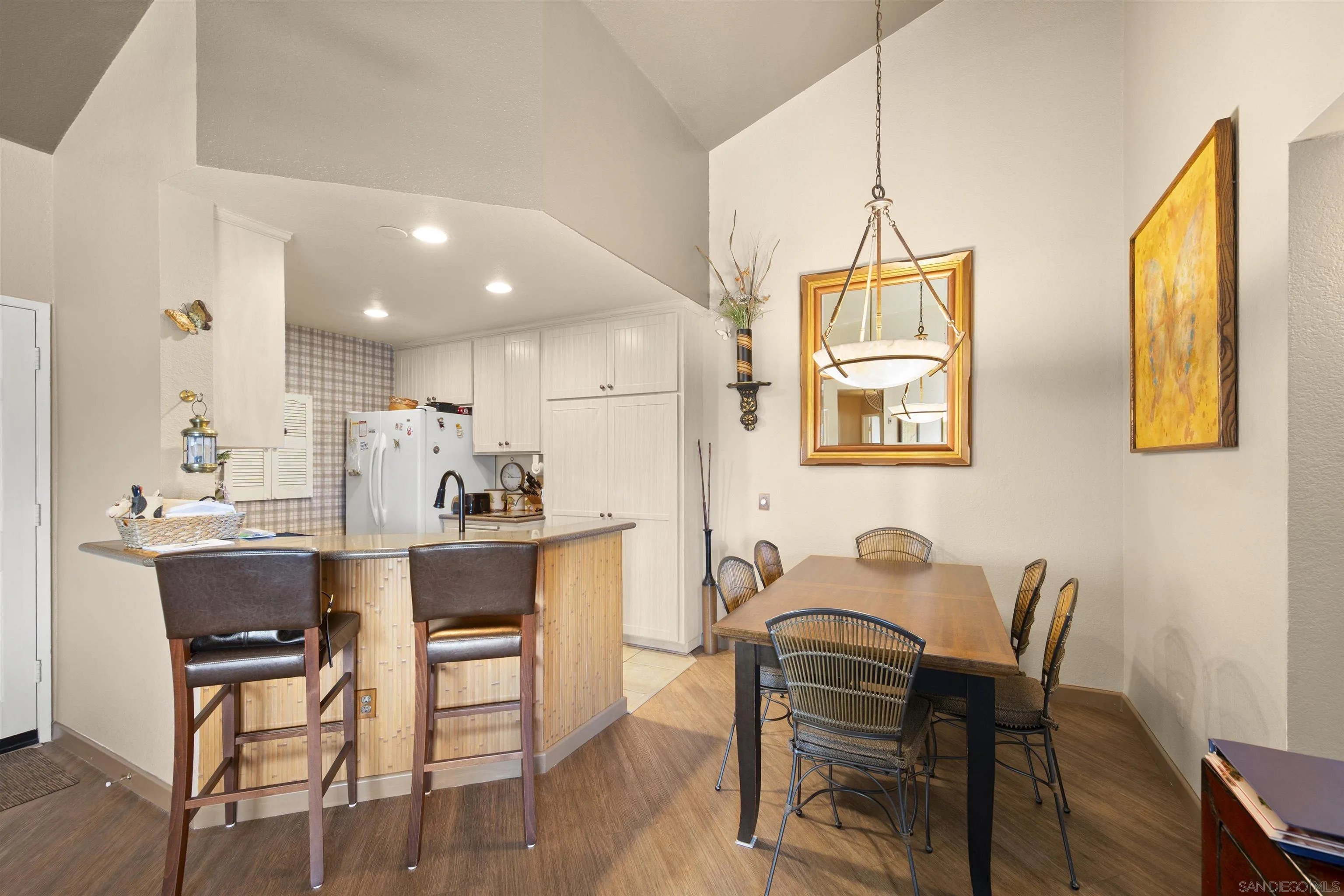 Photo #10: 250033723 Listing: Photo #10