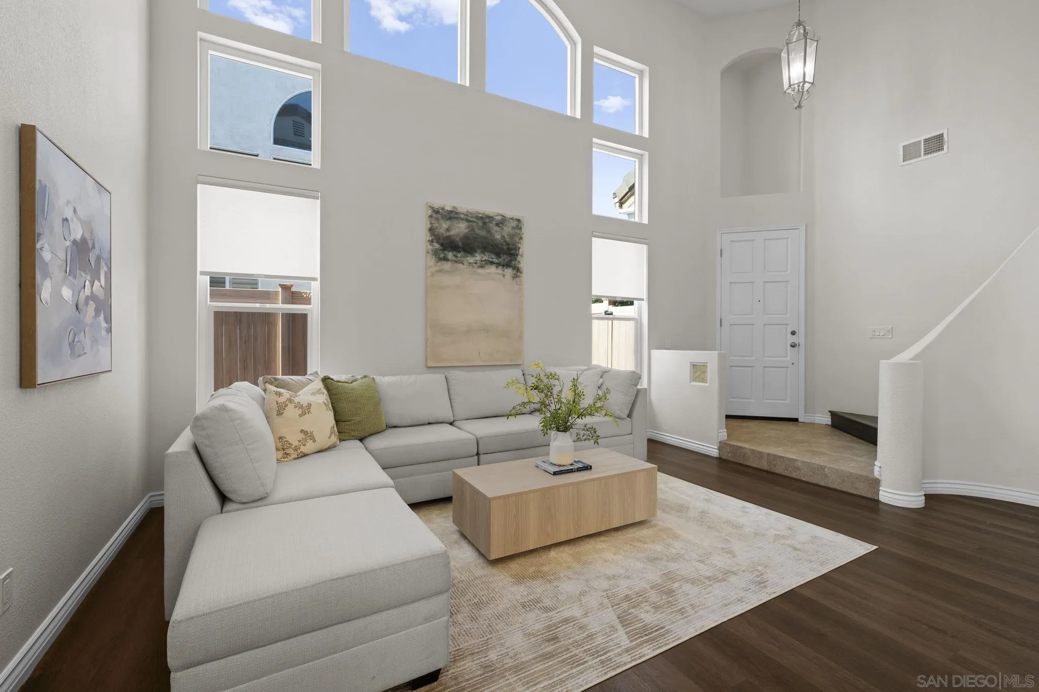 Photo #5: 250033731 Listing 