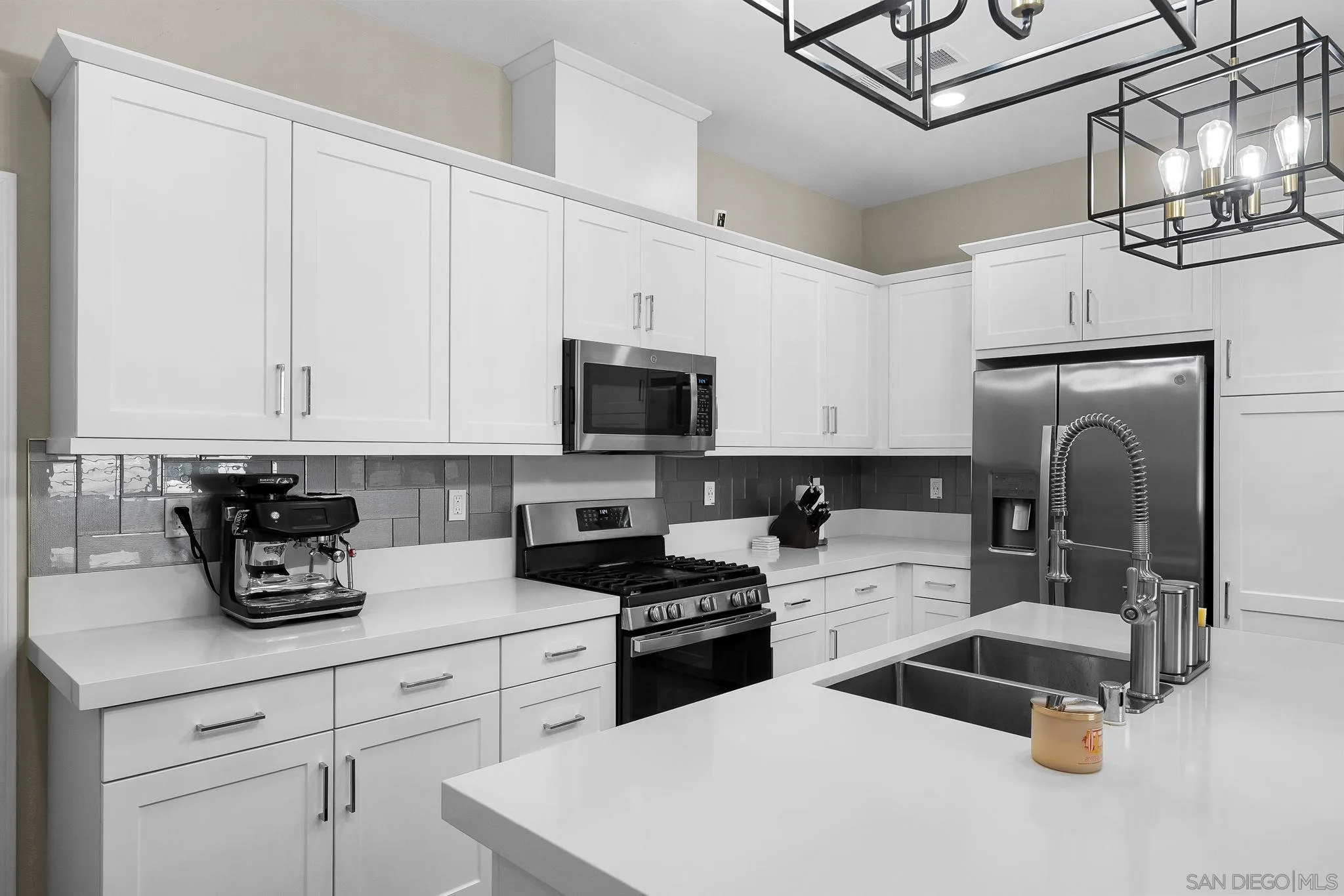 Photo #11: 250033732 Listing: Photo #11