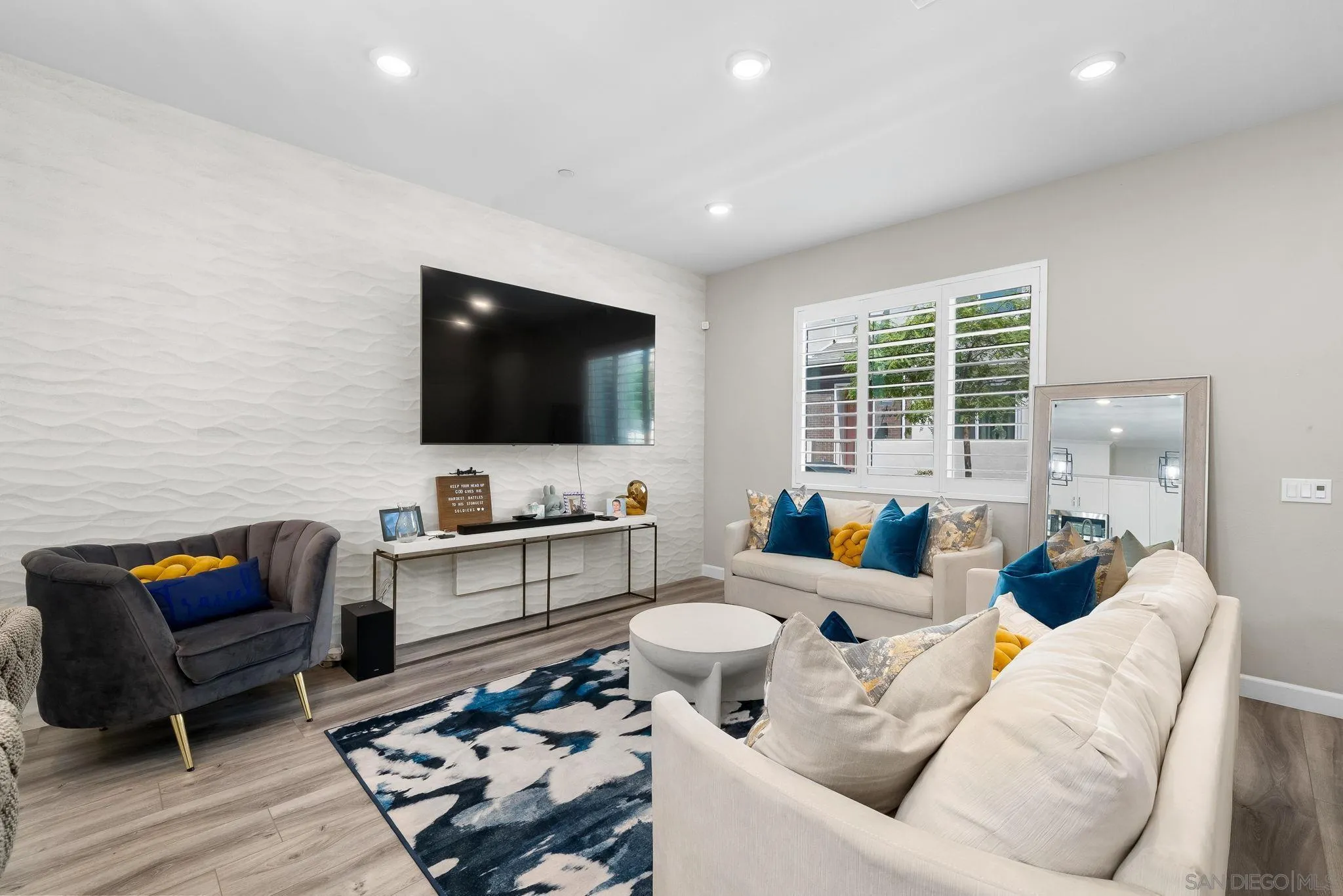 Photo #4: 250033732 Listing 