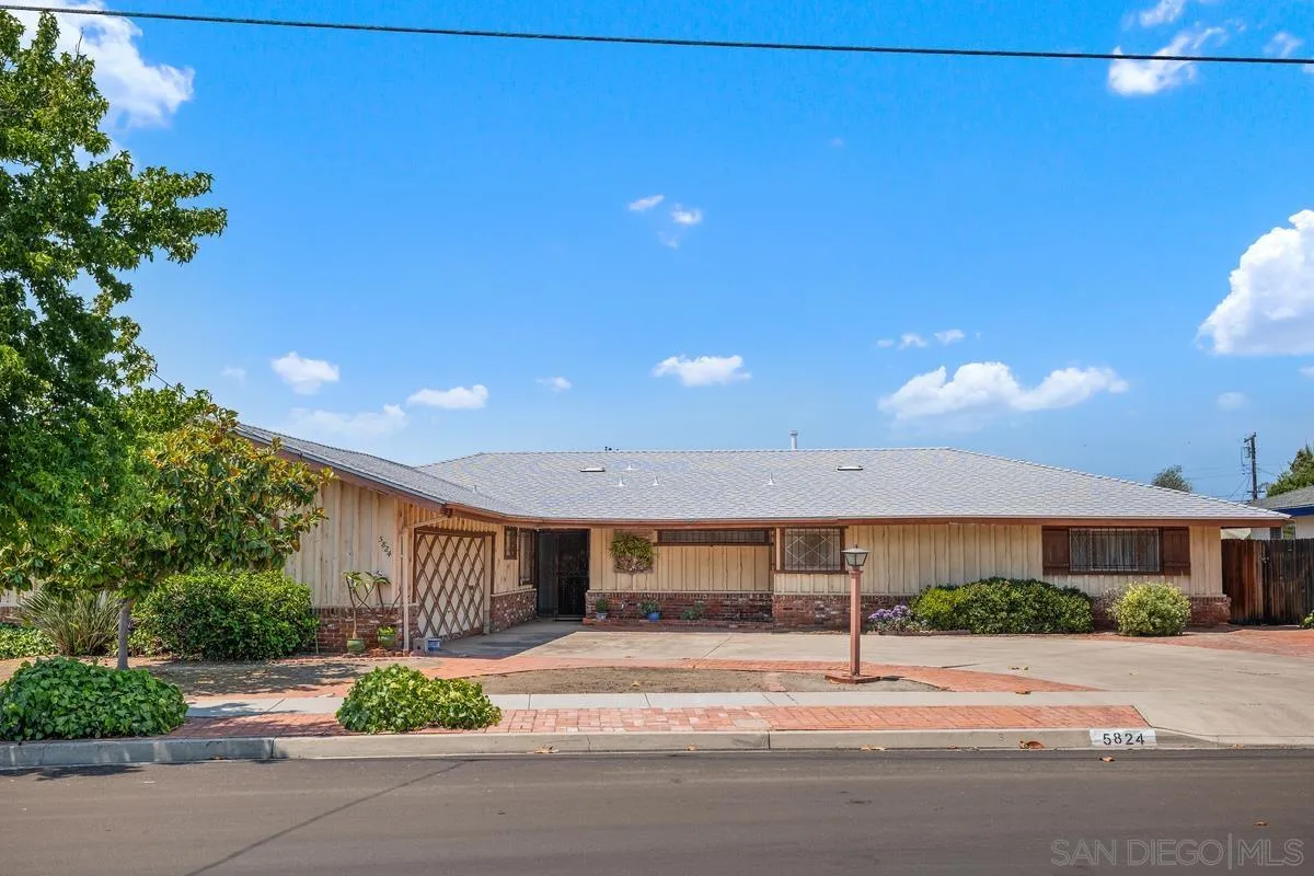https://cdn.realtyfeed.com/cdn/127/250033733/65c8ff42b7a02c28861e6ed0c00fd37d.webp