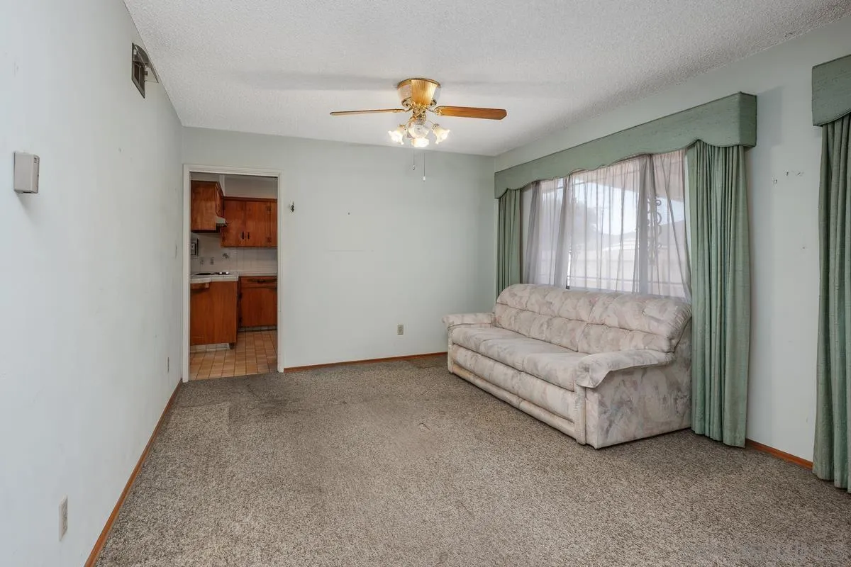 https://cdn.realtyfeed.com/cdn/127/250033733/c45bac4ead09a7a7362b97baaa6d4b8b.webp