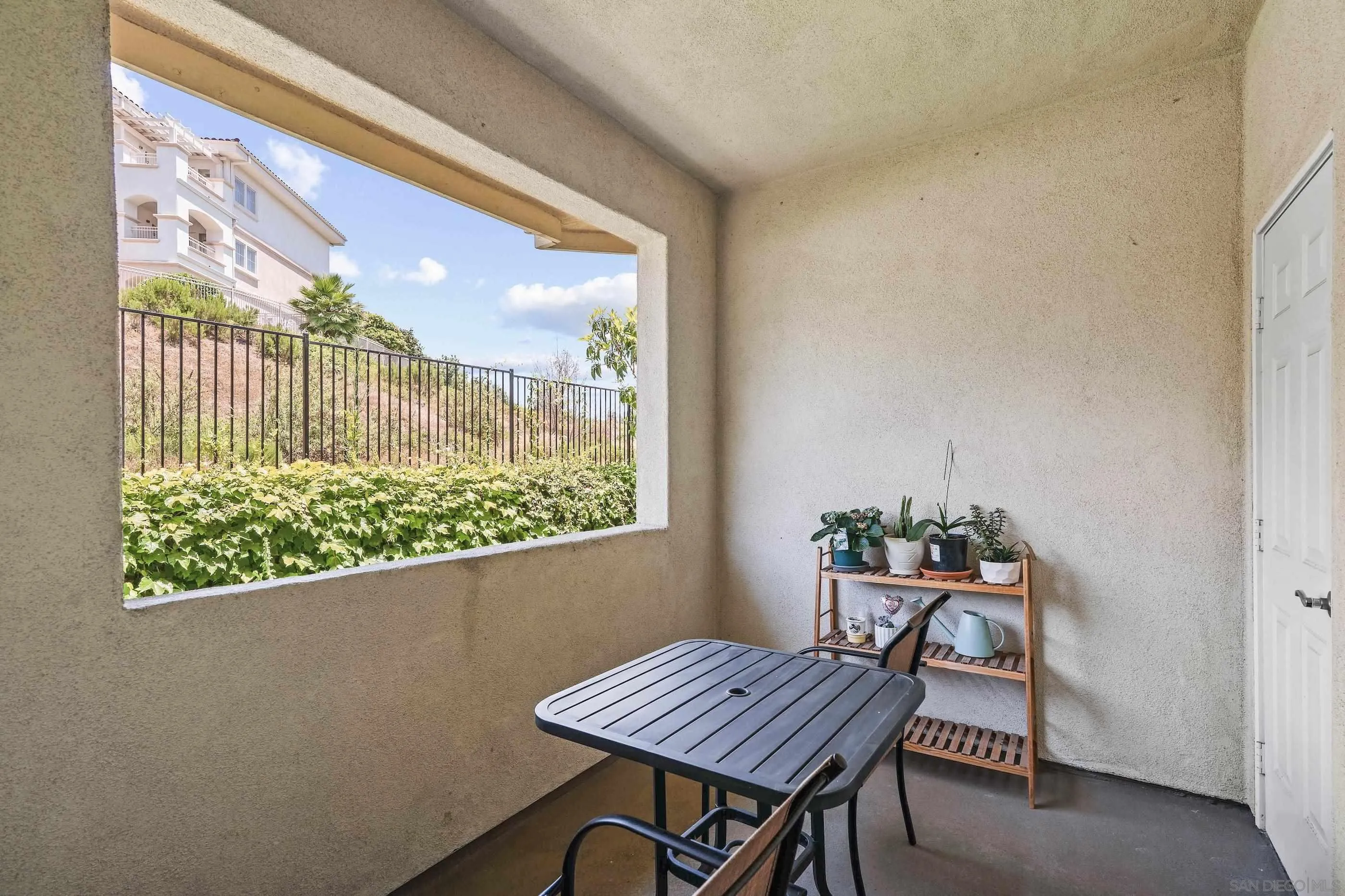 https://cdn.realtyfeed.com/cdn/127/250033737/17784fefde5522645310887b2033fc7b.webp