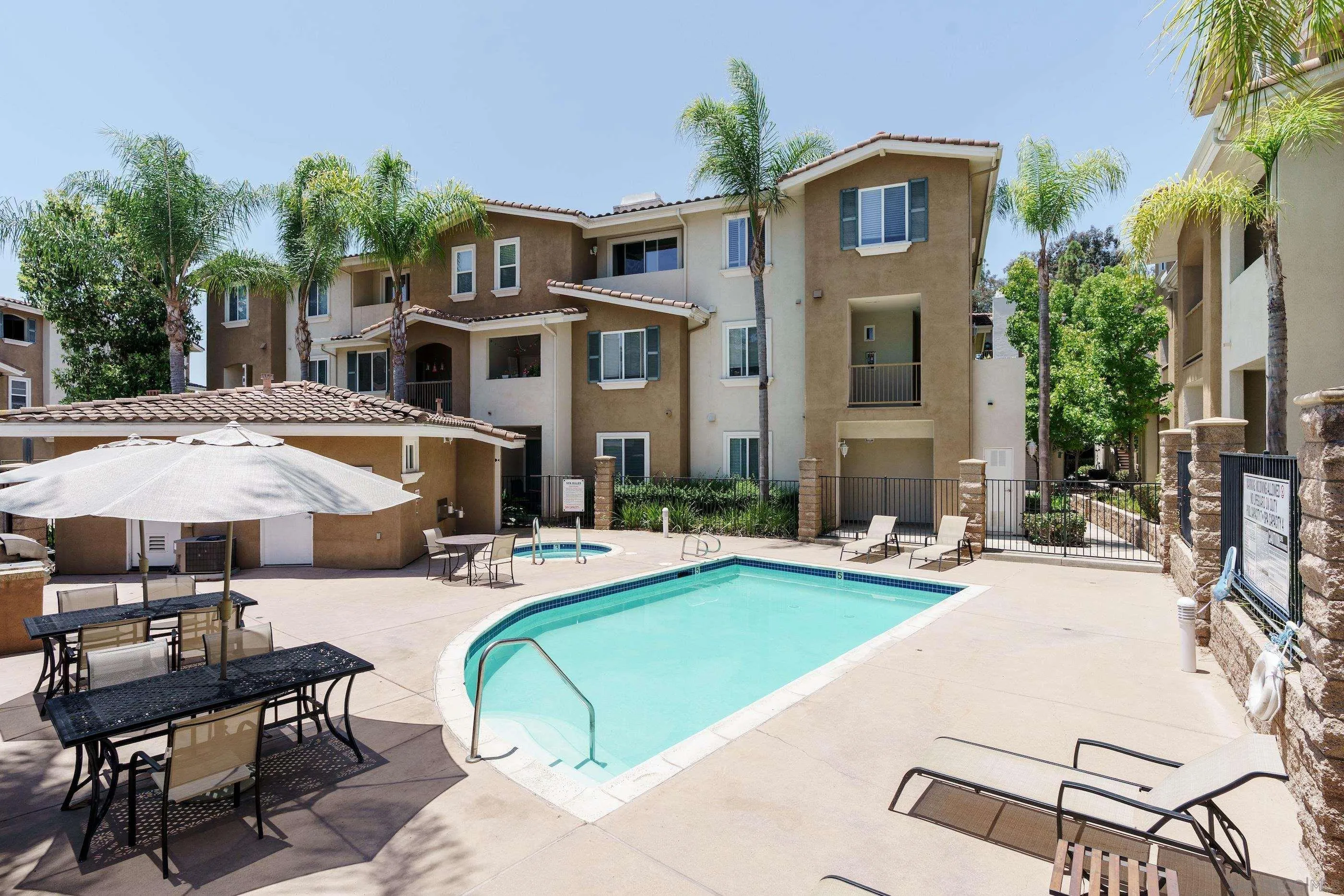 https://cdn.realtyfeed.com/cdn/127/250033737/58675a5ca86c103eb592d7129950aa9f.webp