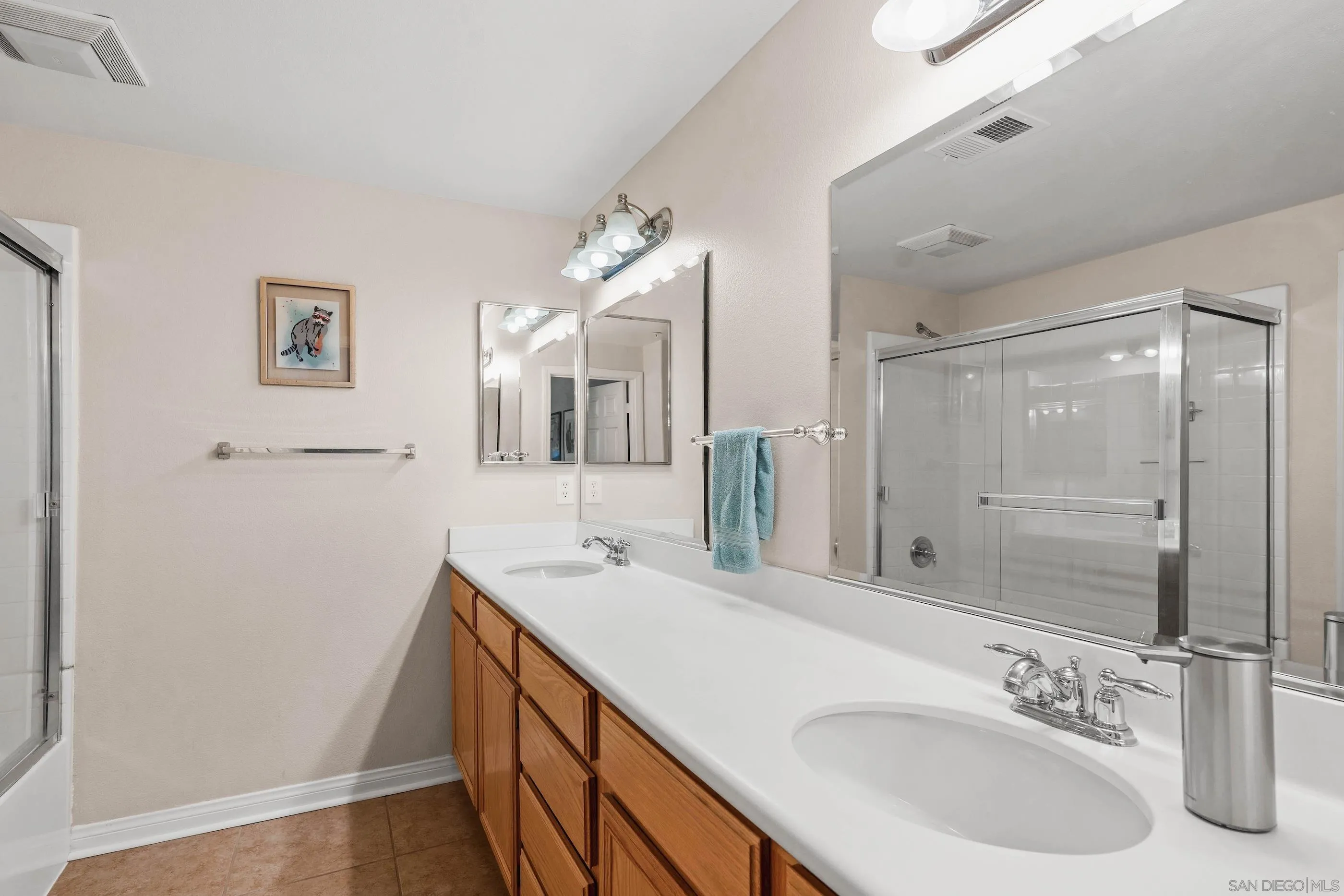 Photo #14: 250033737 Listing: Photo #14