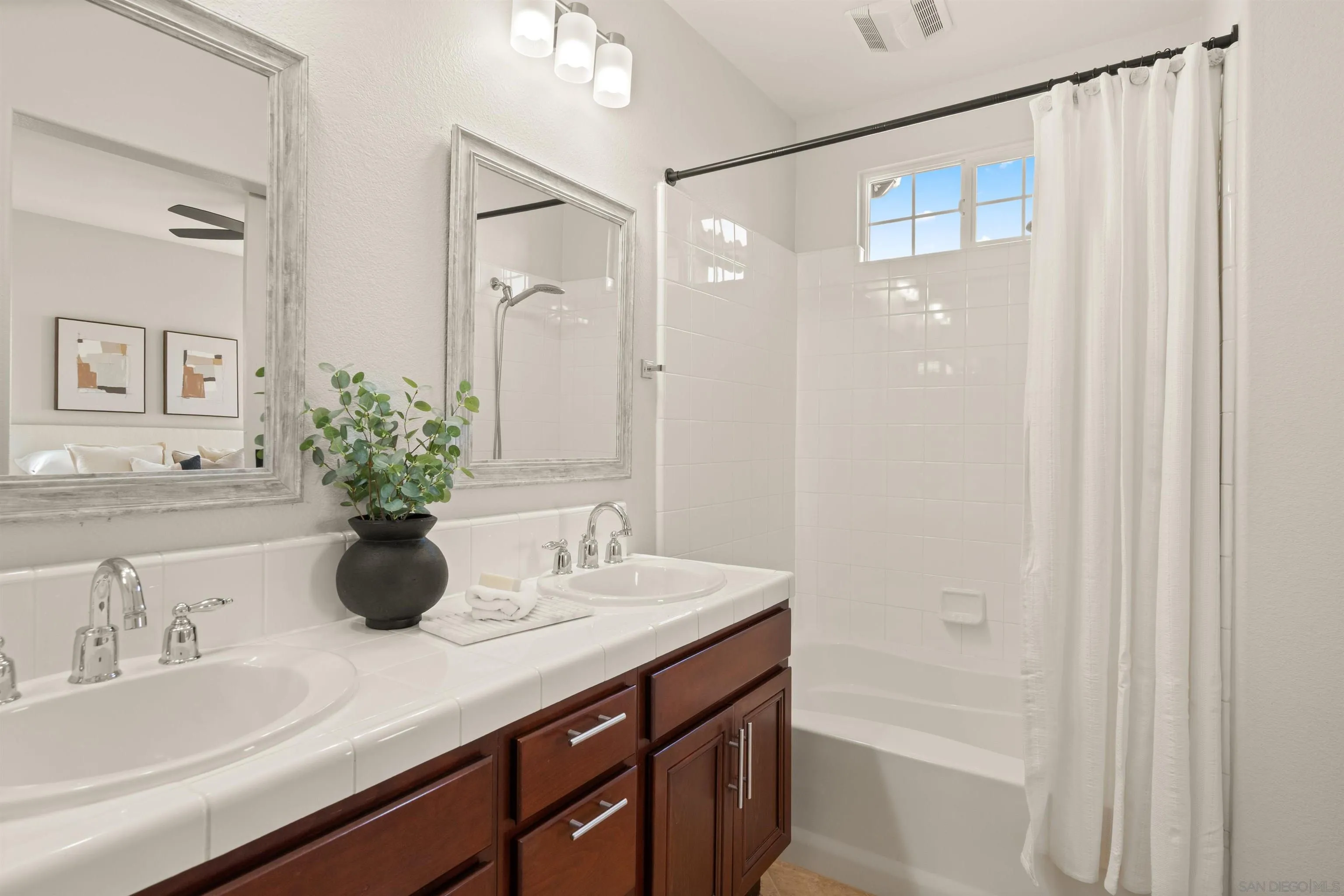 Photo #19: 250033741 Listing: Photo #19