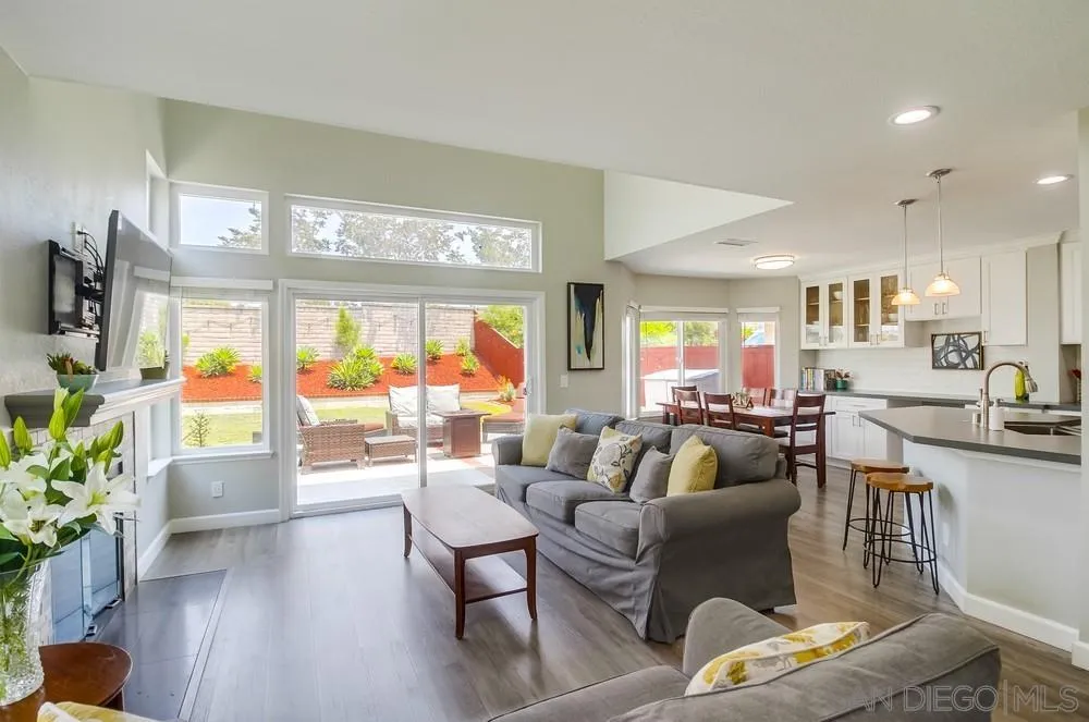 https://cdn.realtyfeed.com/cdn/127/250033745/e2b1d68e9d74e9bef27e6cad28d63319.webp