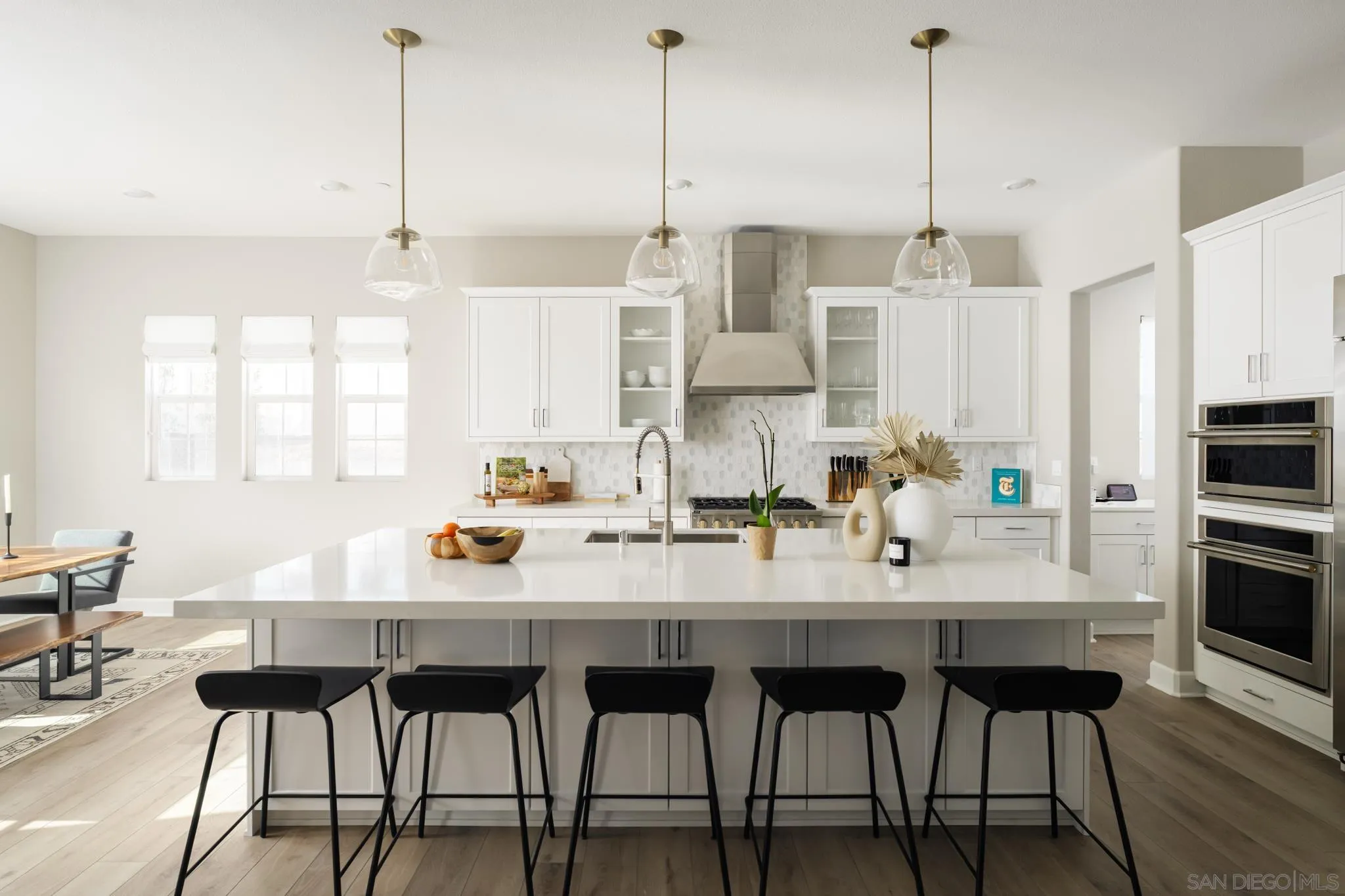 https://cdn.realtyfeed.com/cdn/127/250033746/e3d0e8e78ececc3790128d866d02cd51.webp