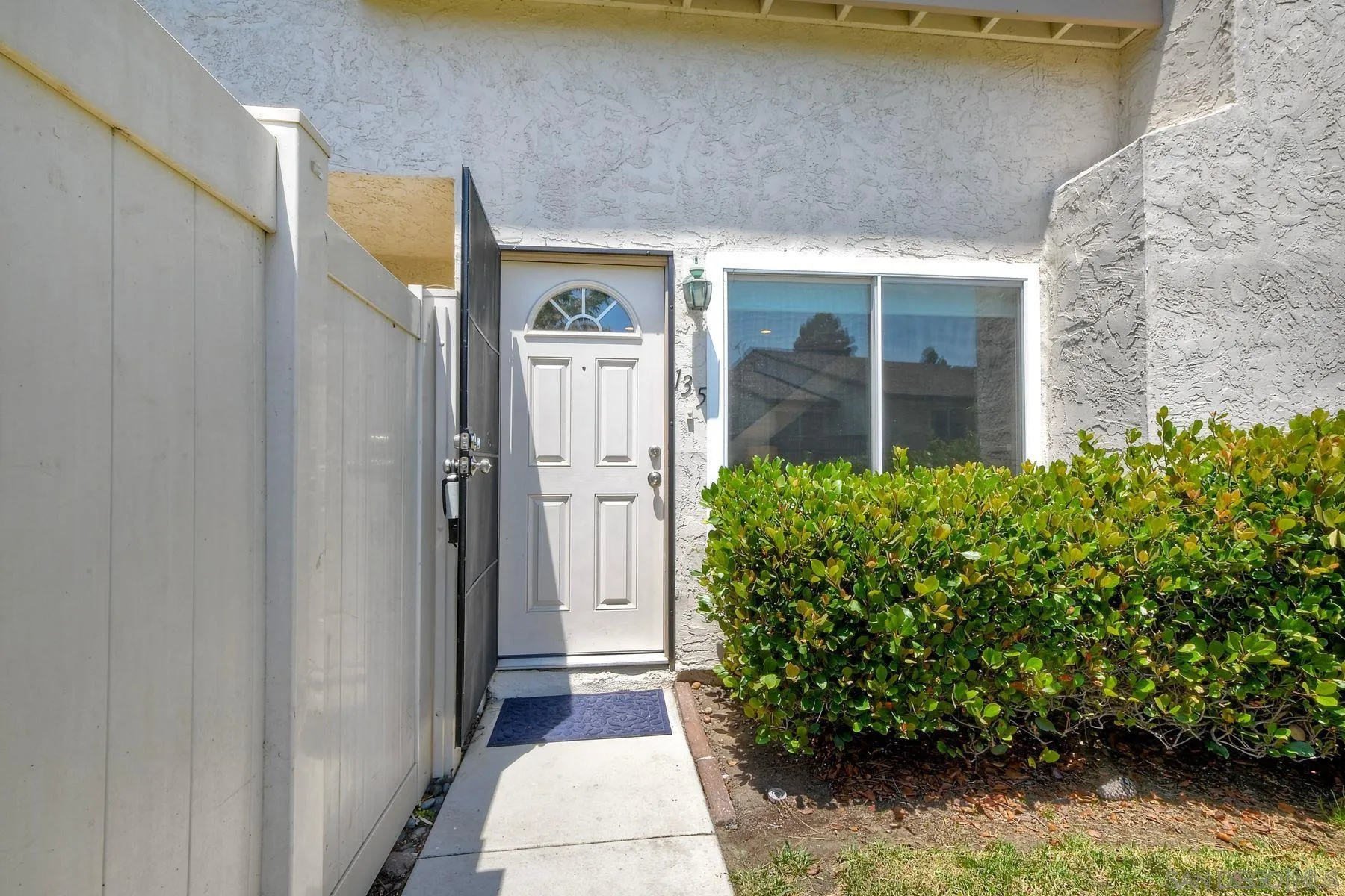 Photo #4: 250033750 Listing 