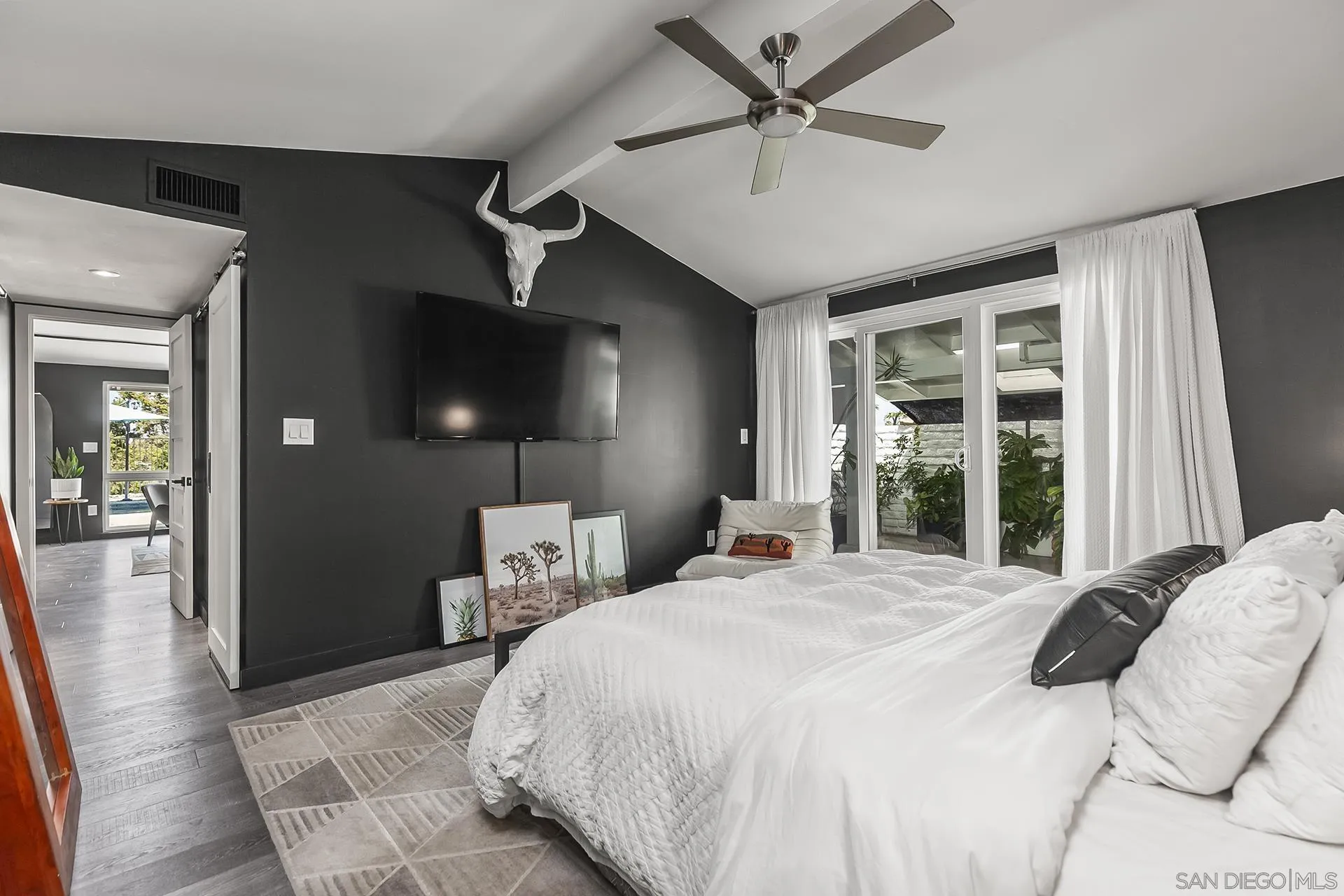 https://cdn.realtyfeed.com/cdn/127/250033755/564367890664f54f908543e909640656.webp
