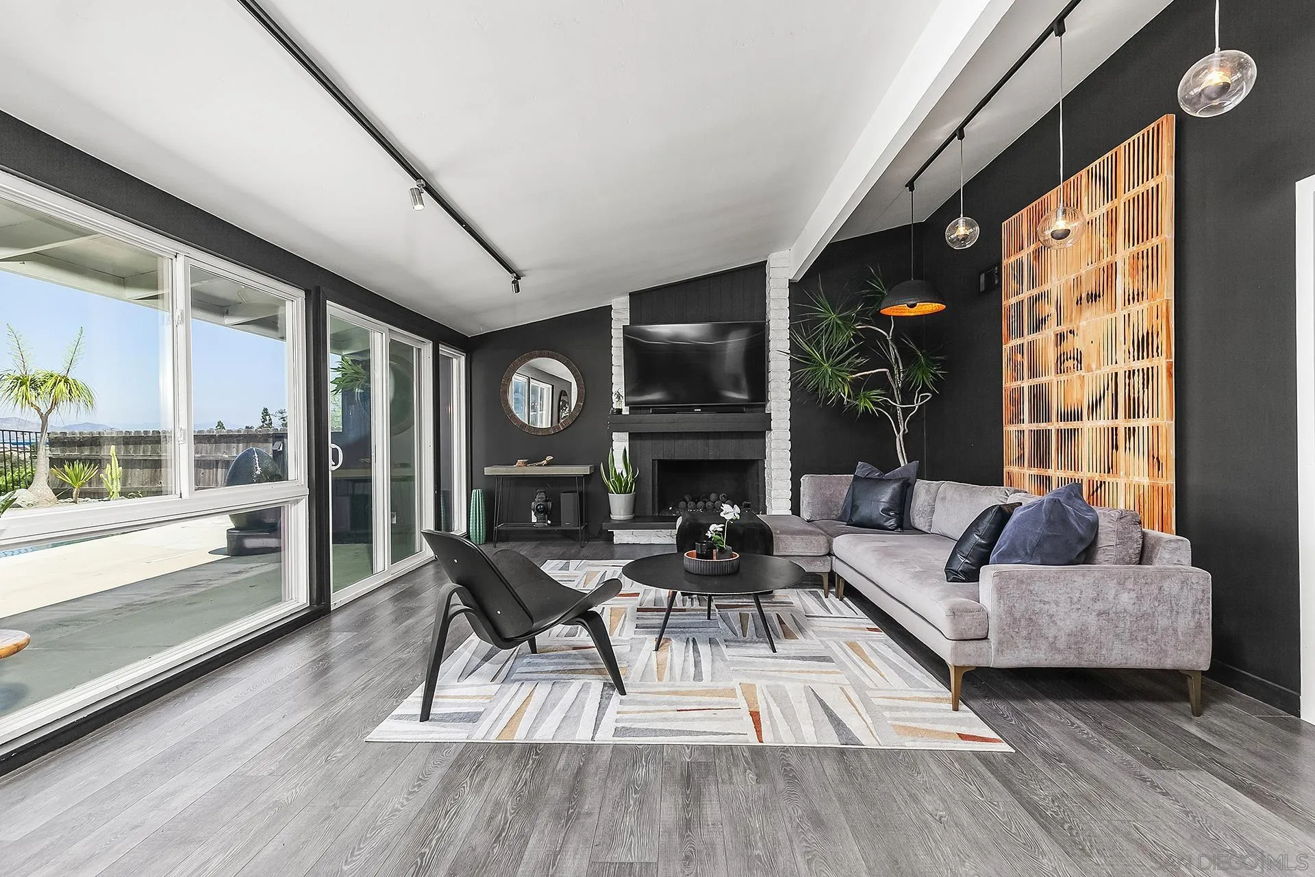 https://cdn.realtyfeed.com/cdn/127/250033755/7e13789e6e700a2501d90463e969d8d6.webp