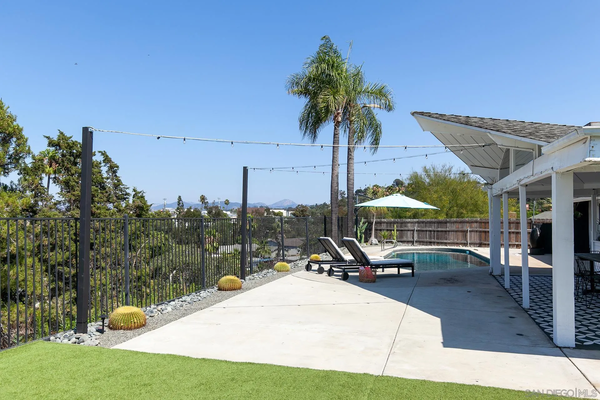 https://cdn.realtyfeed.com/cdn/127/250033755/8d622185df501e5871b4b4e20f67fcd1.webp