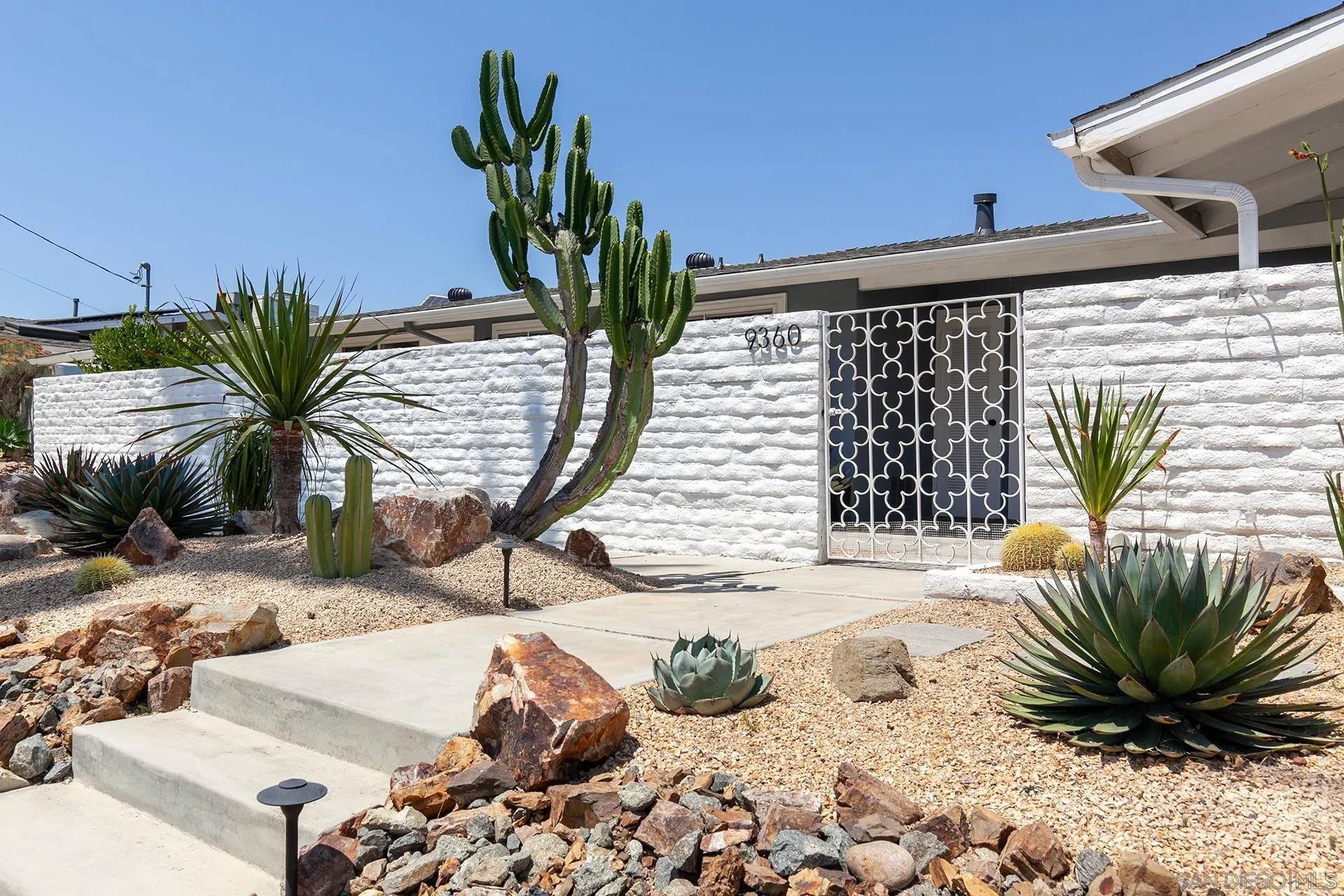 https://cdn.realtyfeed.com/cdn/127/250033755/9ee36e8f90c92253b76653b5419f7a11.webp