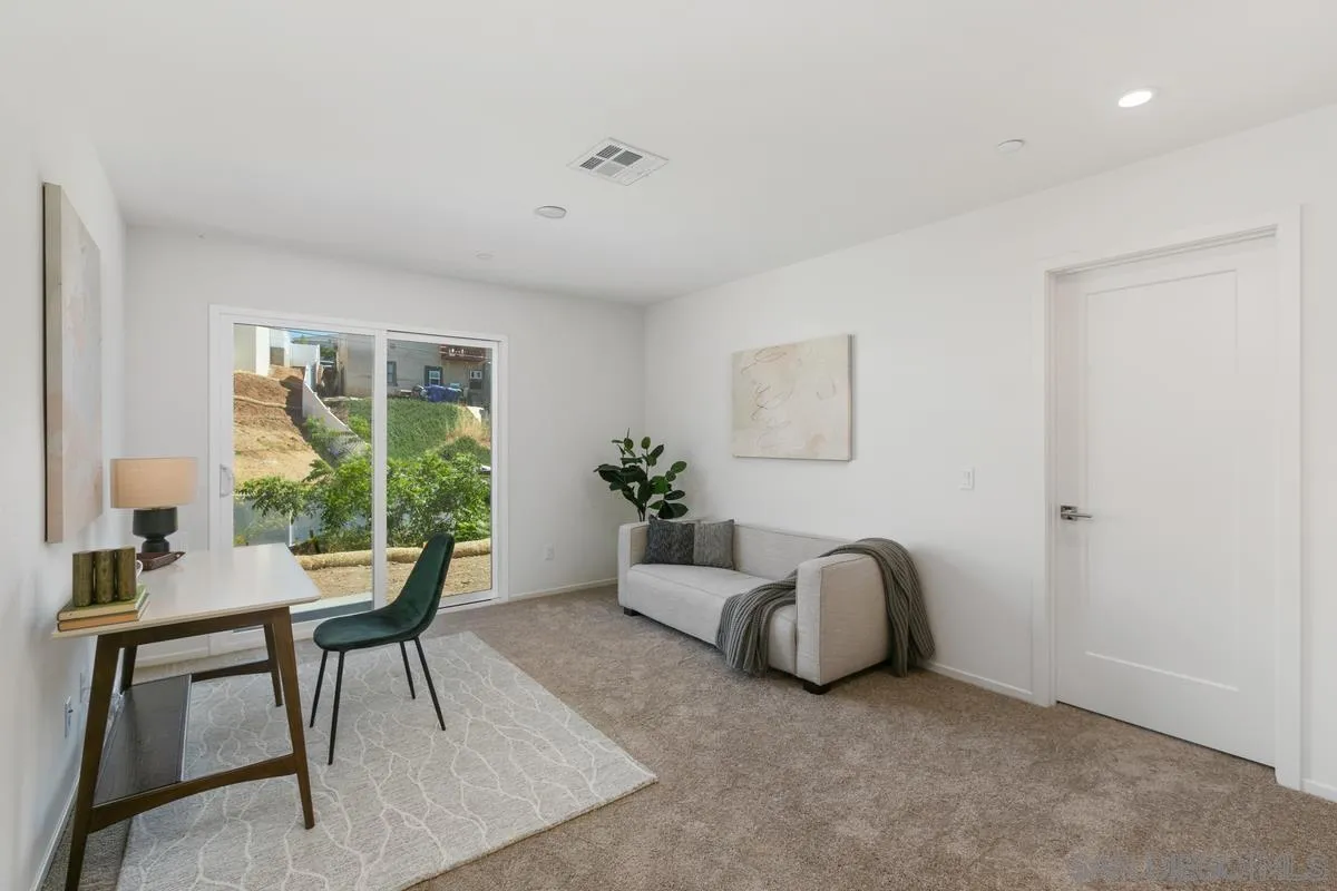 https://cdn.realtyfeed.com/cdn/127/250033756/9b63c5f47d65f454ea691dc829ff8d50.webp