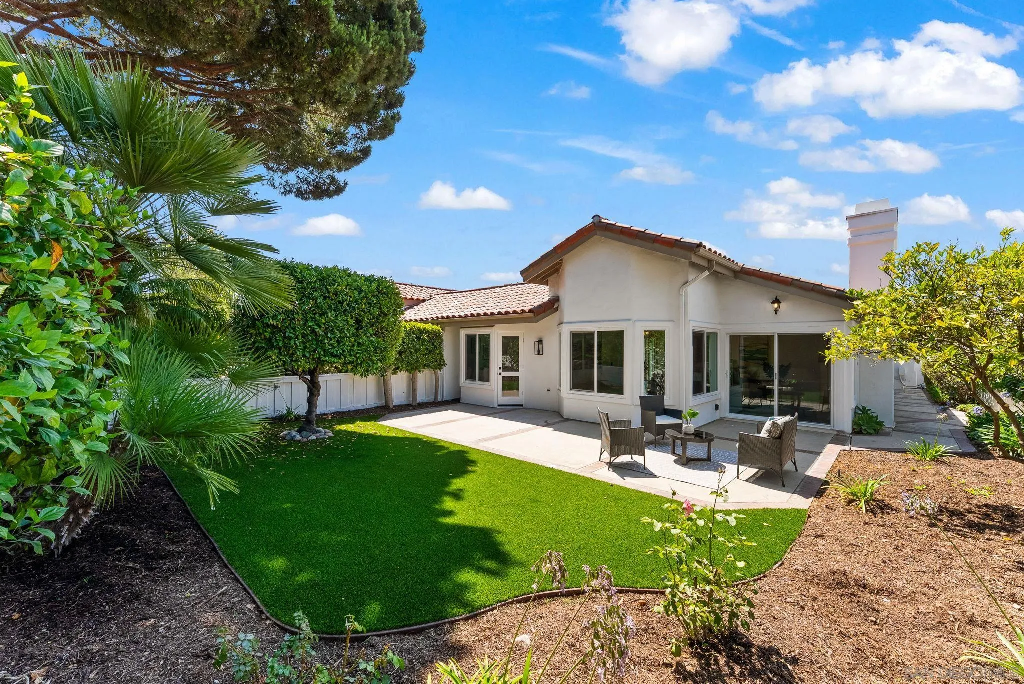 Condos, Lofts and Townhomes for Sale in San Diego Golf and Country Club Condos