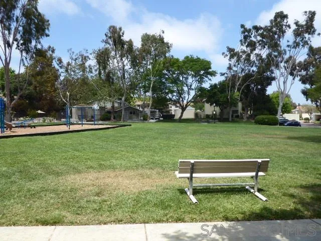 Photo #3: 250033760 Listing 