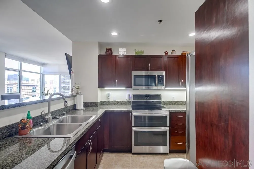 Photo #5: 250033767 Listing 