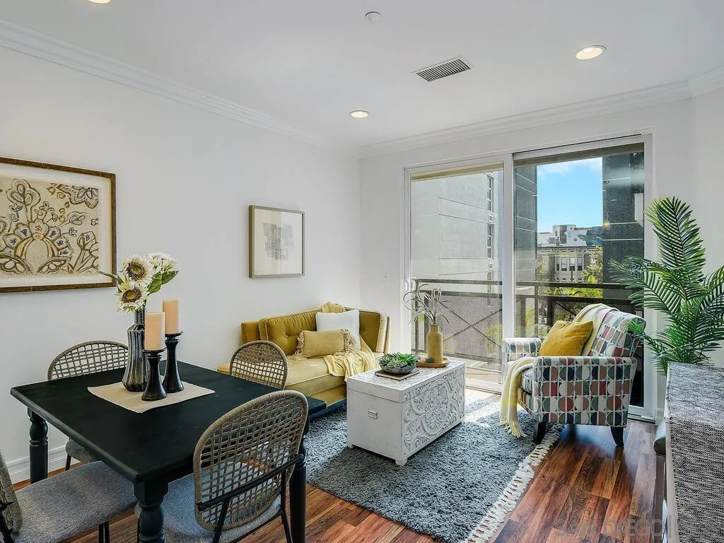 Photo #11: 250033768 Listing: Photo #11