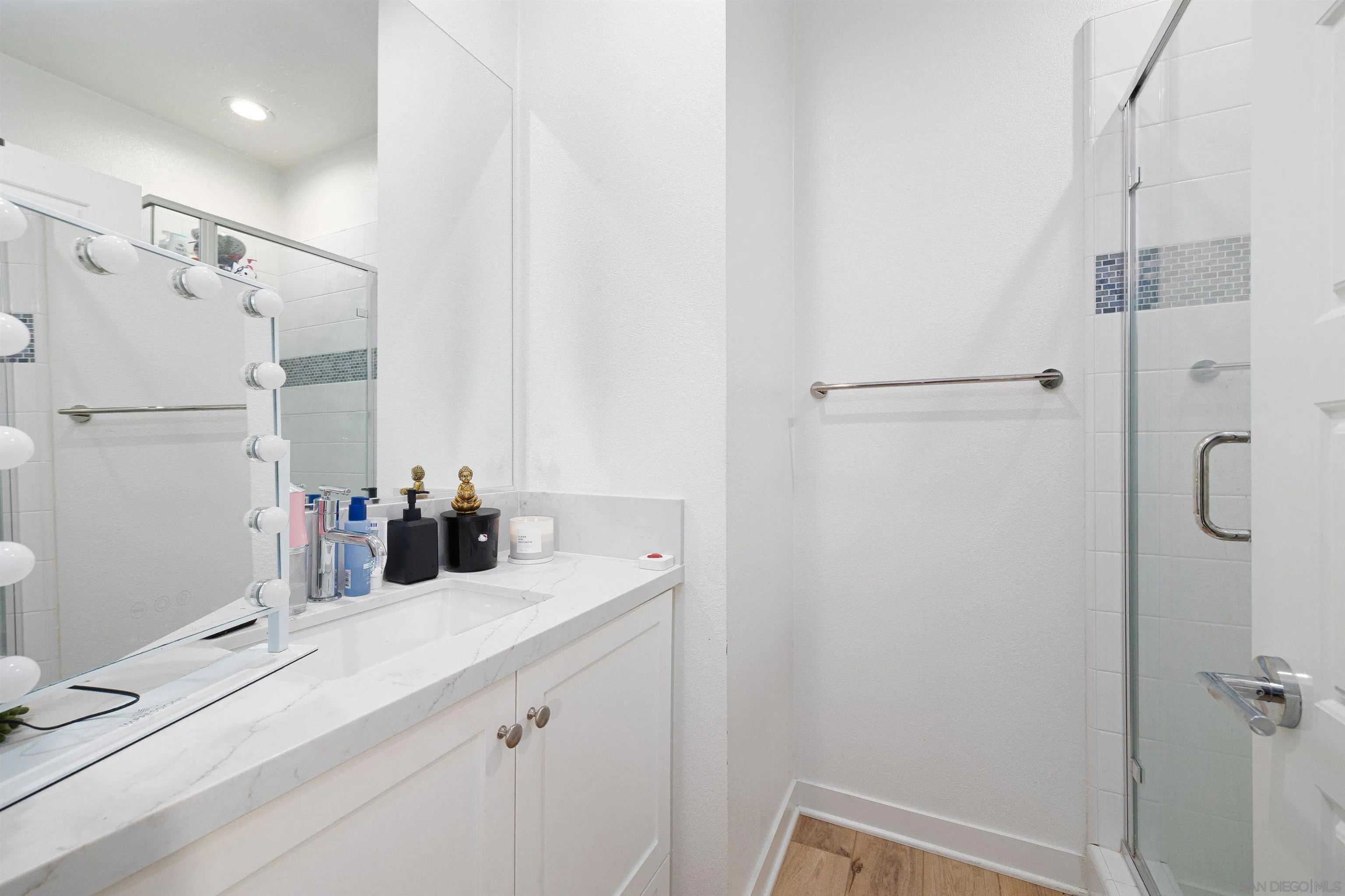 Photo #16: 250033781 Listing: Photo #16