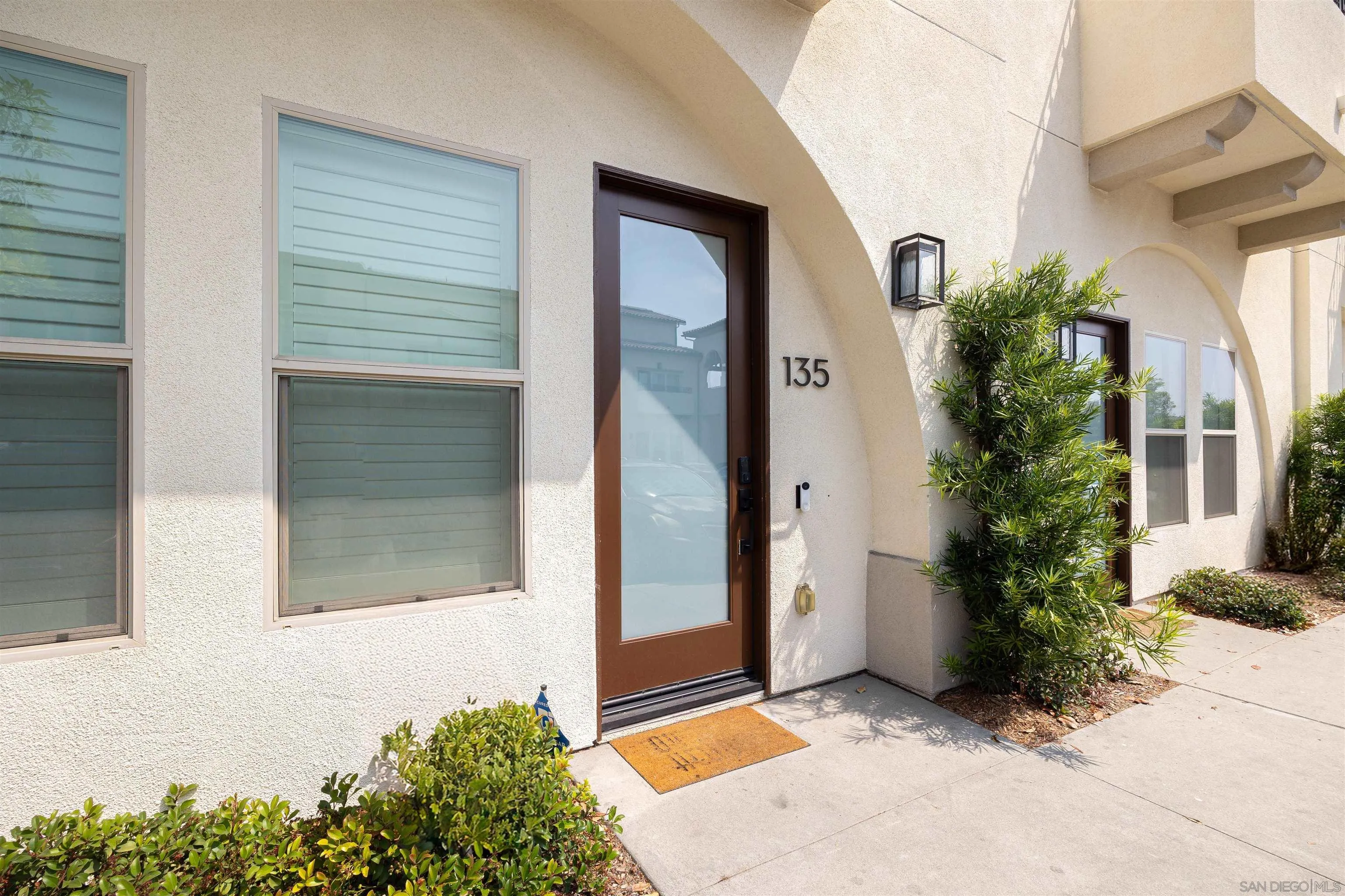 Photo #2: 250033781 Listing 
