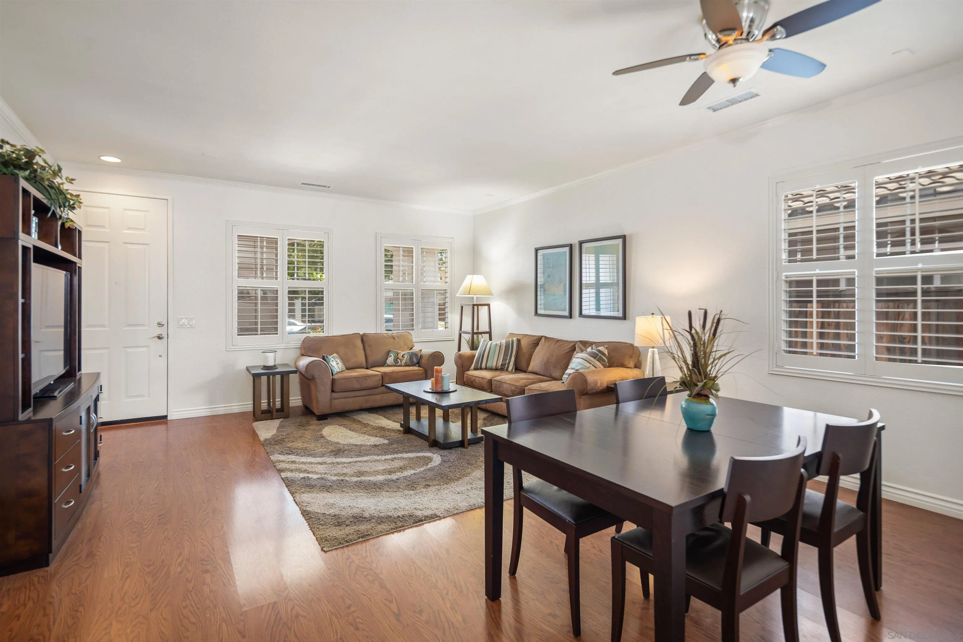 https://cdn.realtyfeed.com/cdn/127/250033785/2d4aeb8ebdd897c1b2d9f962ce4c3bdb.webp