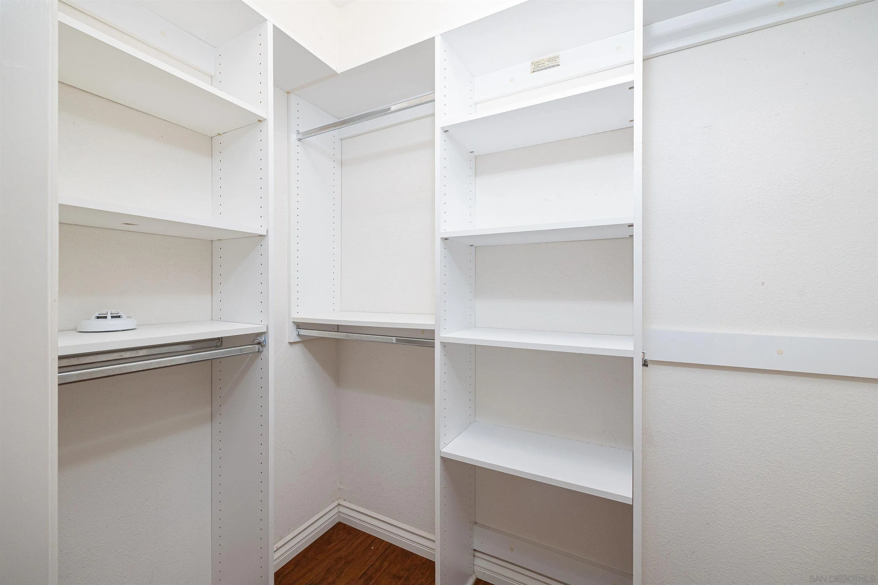 Photo #8: 250033786 Listing: Photo #8