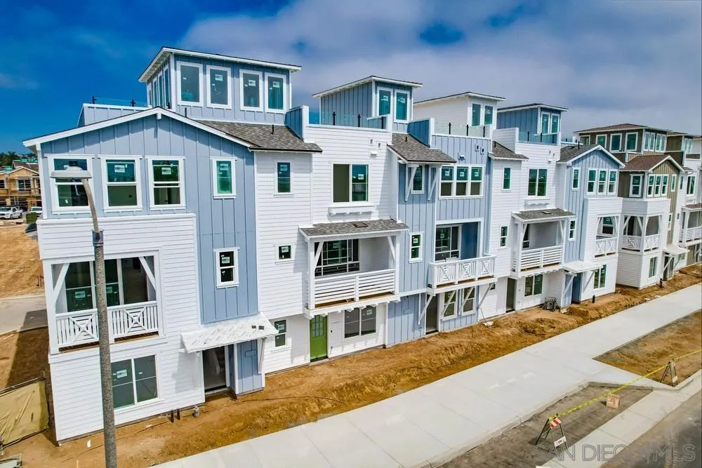 7400 Ponto Road, Carlsbad, CA, 92011