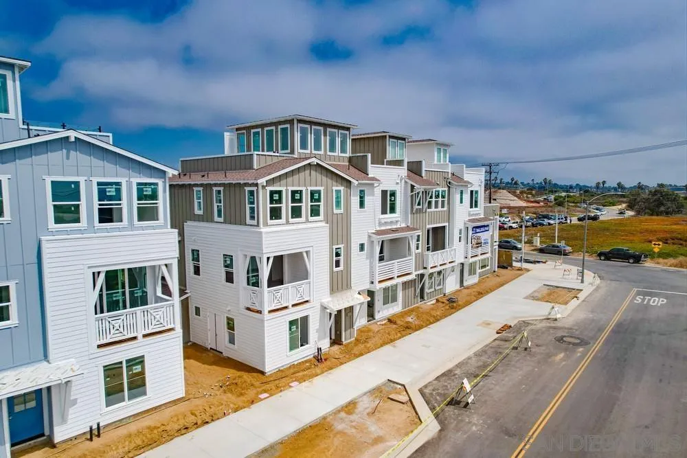 7400 Ponto Road, Carlsbad, CA, 92011