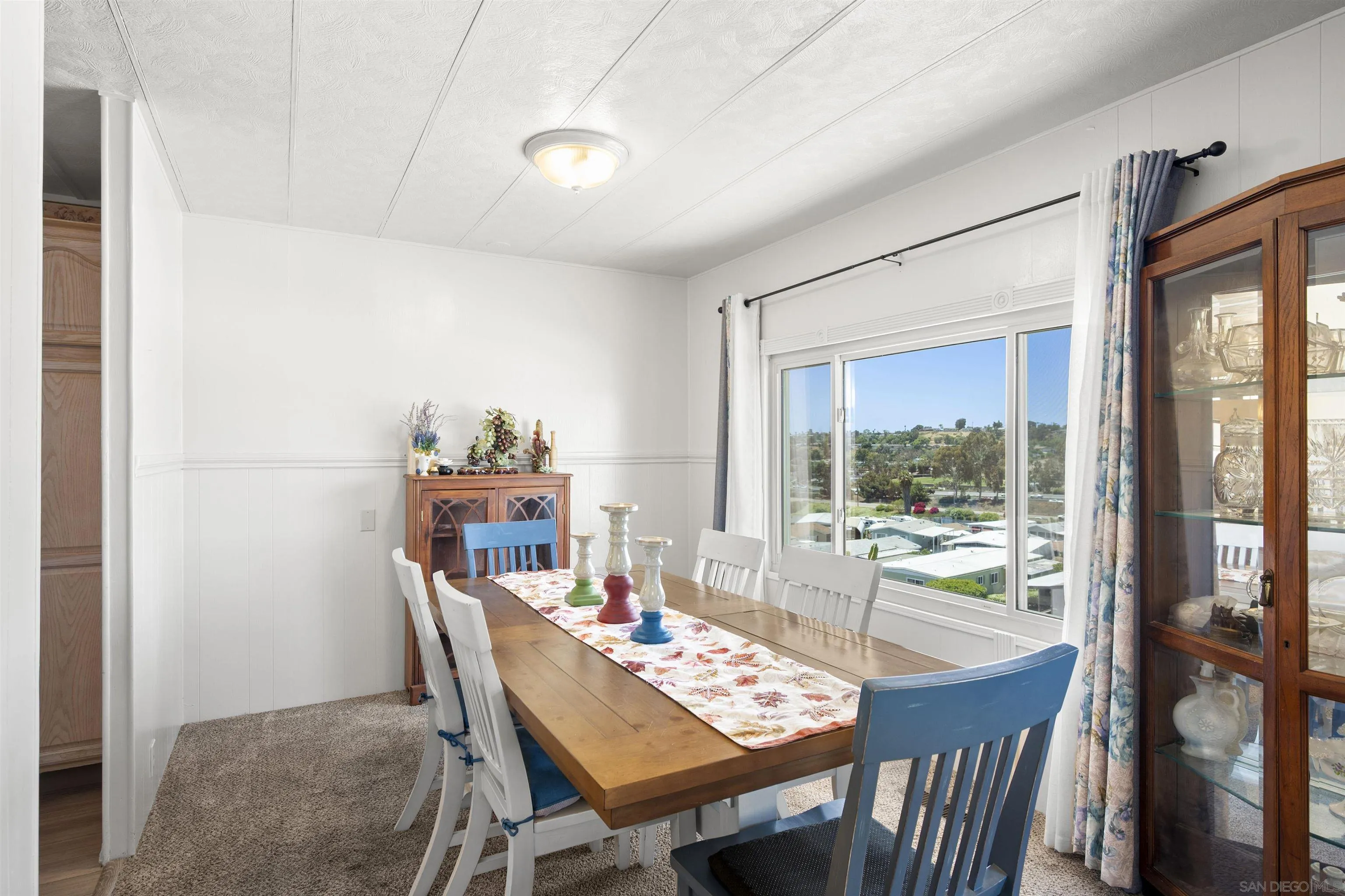 https://cdn.realtyfeed.com/cdn/127/250033797/542792aca8963074d1feeece95d536fd.webp