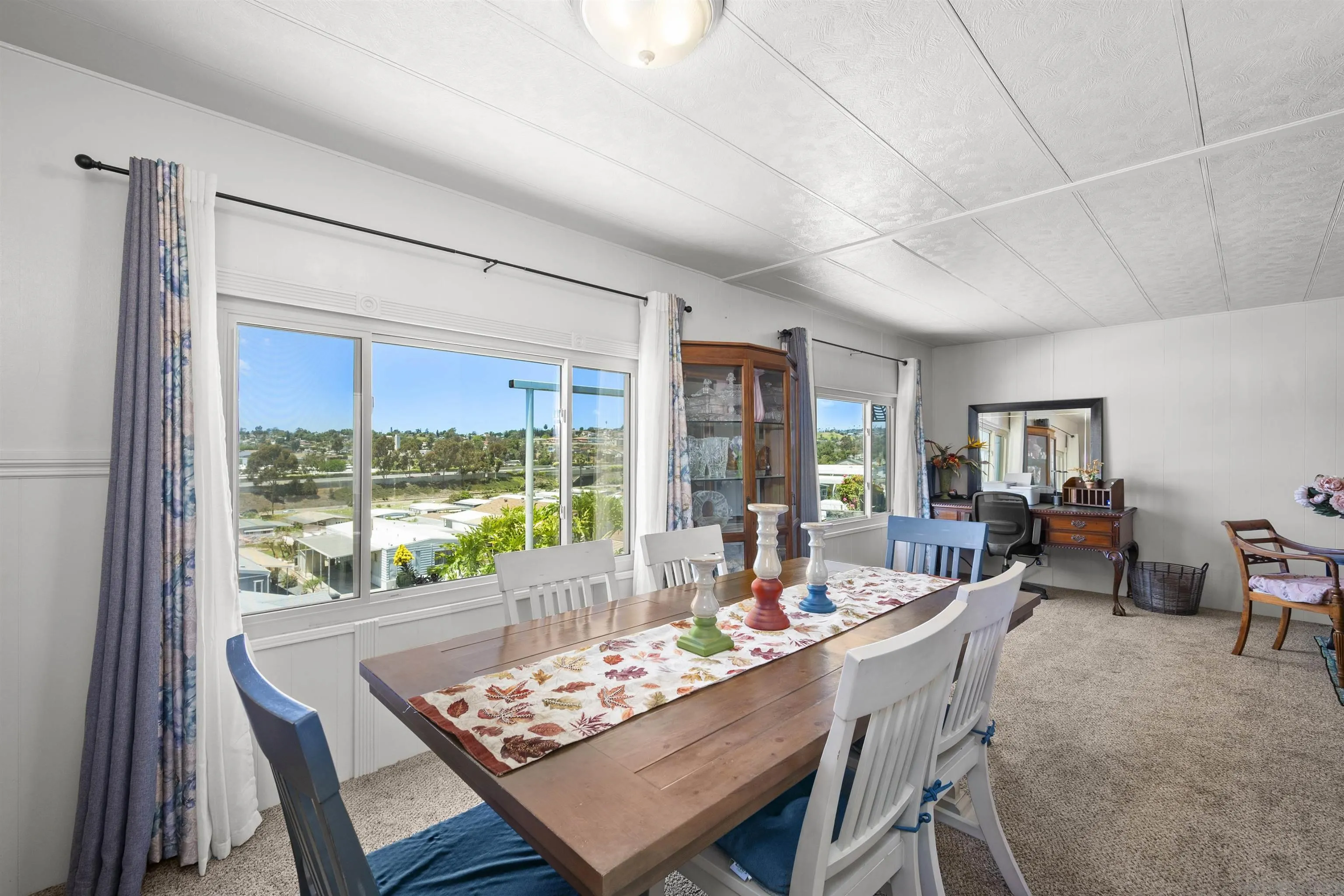 https://cdn.realtyfeed.com/cdn/127/250033797/5ec0df881b64fc237f7e1048ca321c01.webp