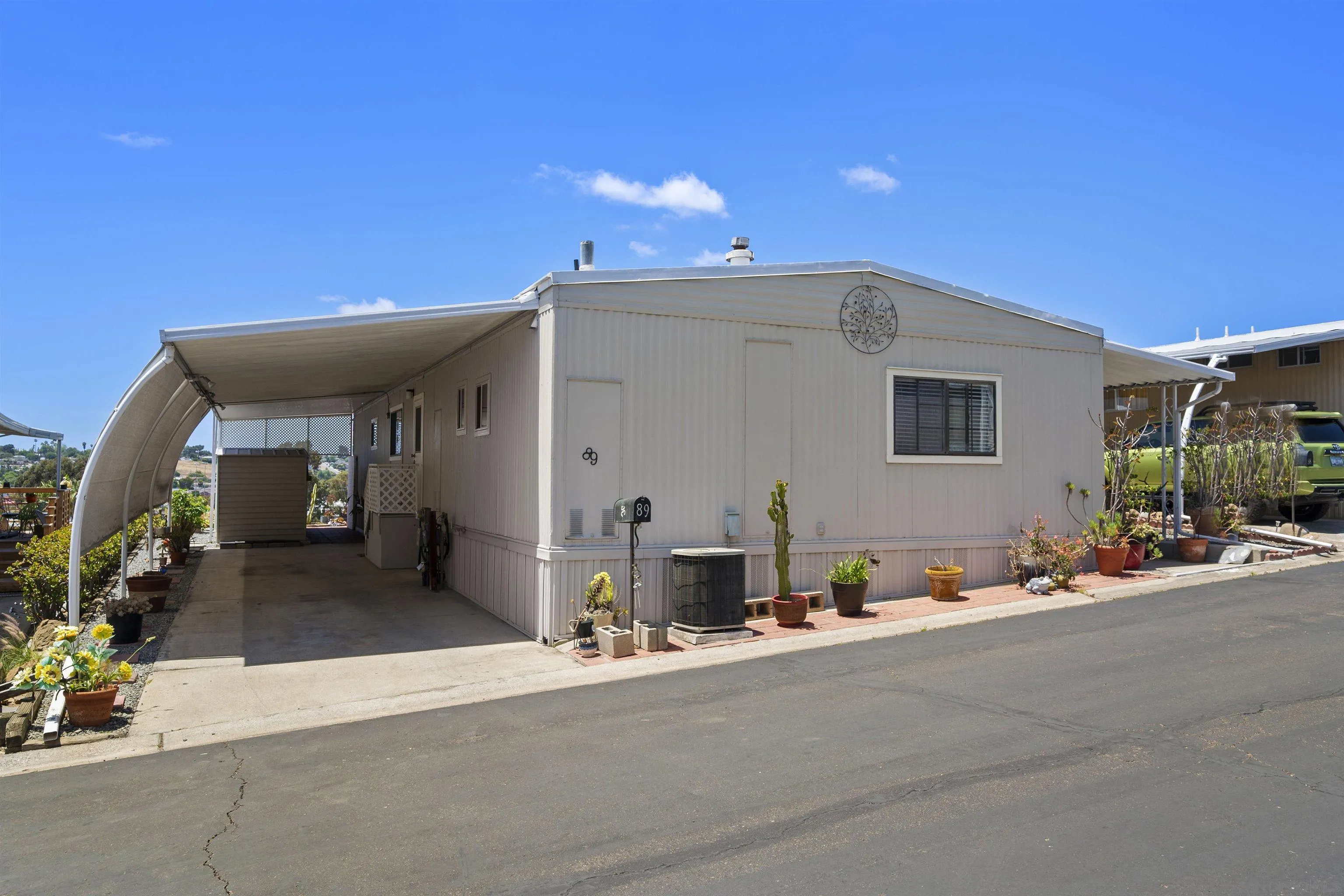 https://cdn.realtyfeed.com/cdn/127/250033797/946b0e34d5de681d71120496bd52aefd.webp