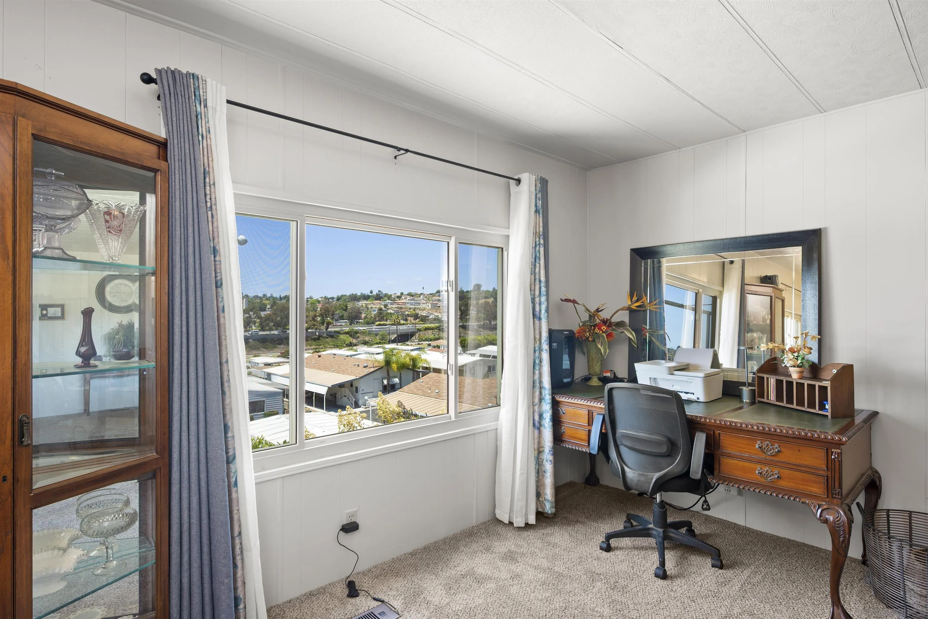 https://cdn.realtyfeed.com/cdn/127/250033797/f5b638975a75764733f8780dc4ad77bc.webp