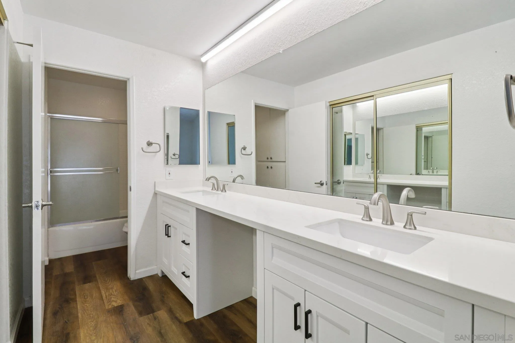 Photo #22: 250033801 Listing: Photo #22