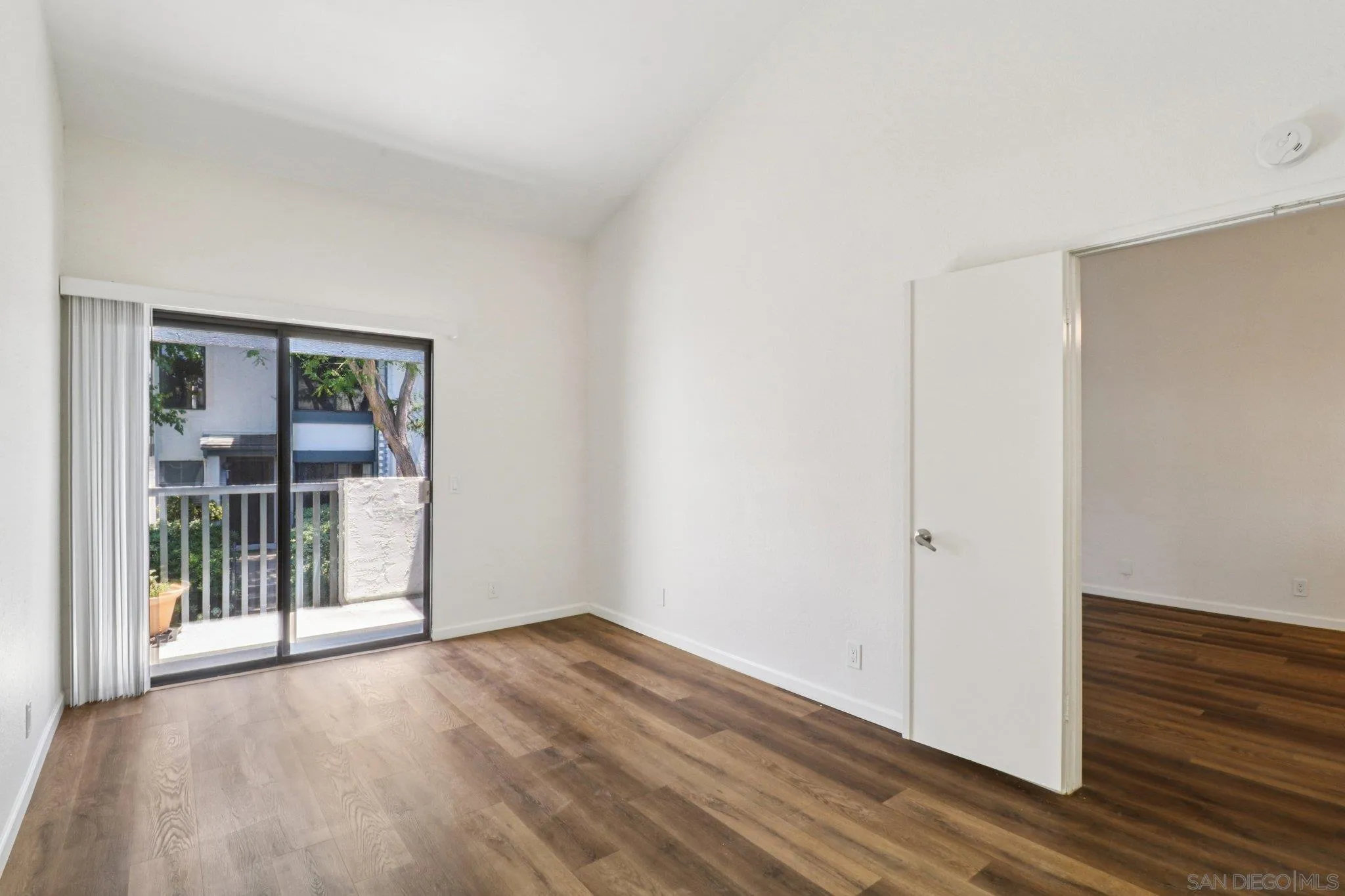 https://cdn.realtyfeed.com/cdn/127/250033801/30ced97f7ae2110e692f78160db2676f.webp