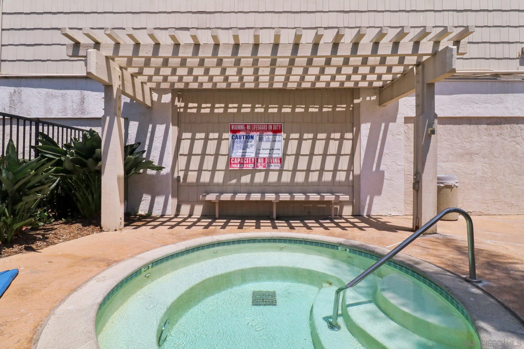 https://cdn.realtyfeed.com/cdn/127/250033801/6f1cba77daccc102a3f0c55ba5bb1946.webp