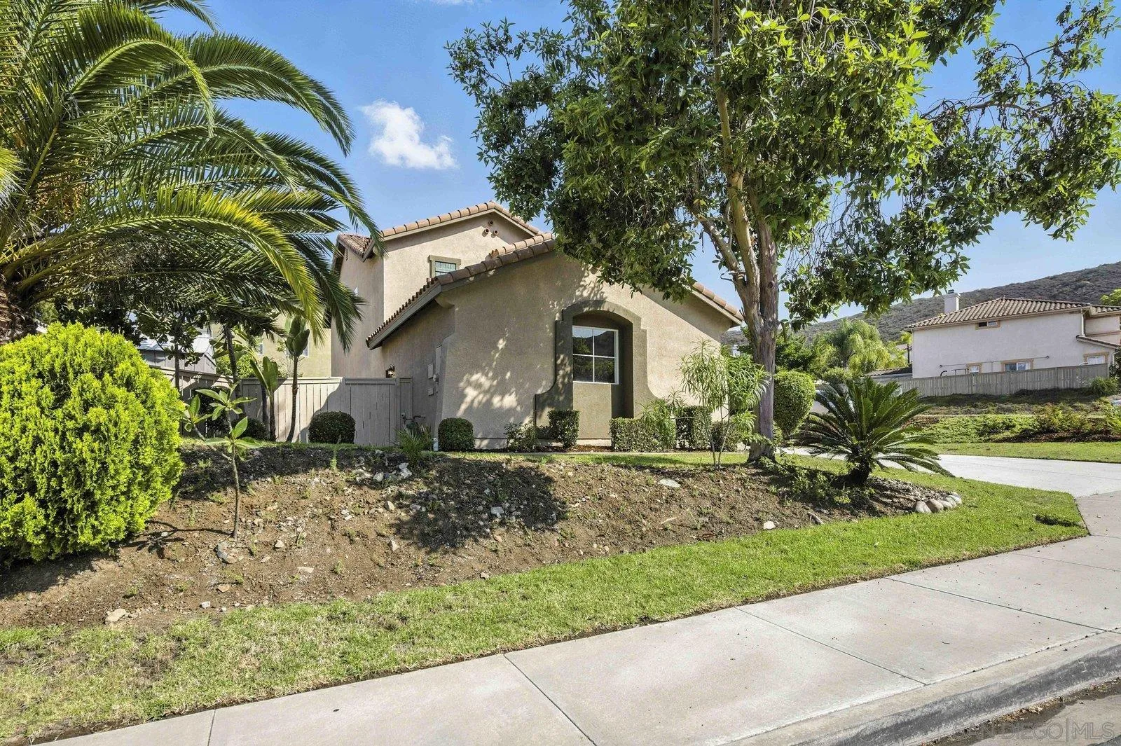 https://cdn.realtyfeed.com/cdn/127/250033807/df3607f489990be3b1e0b4e93f0835d6.webp
