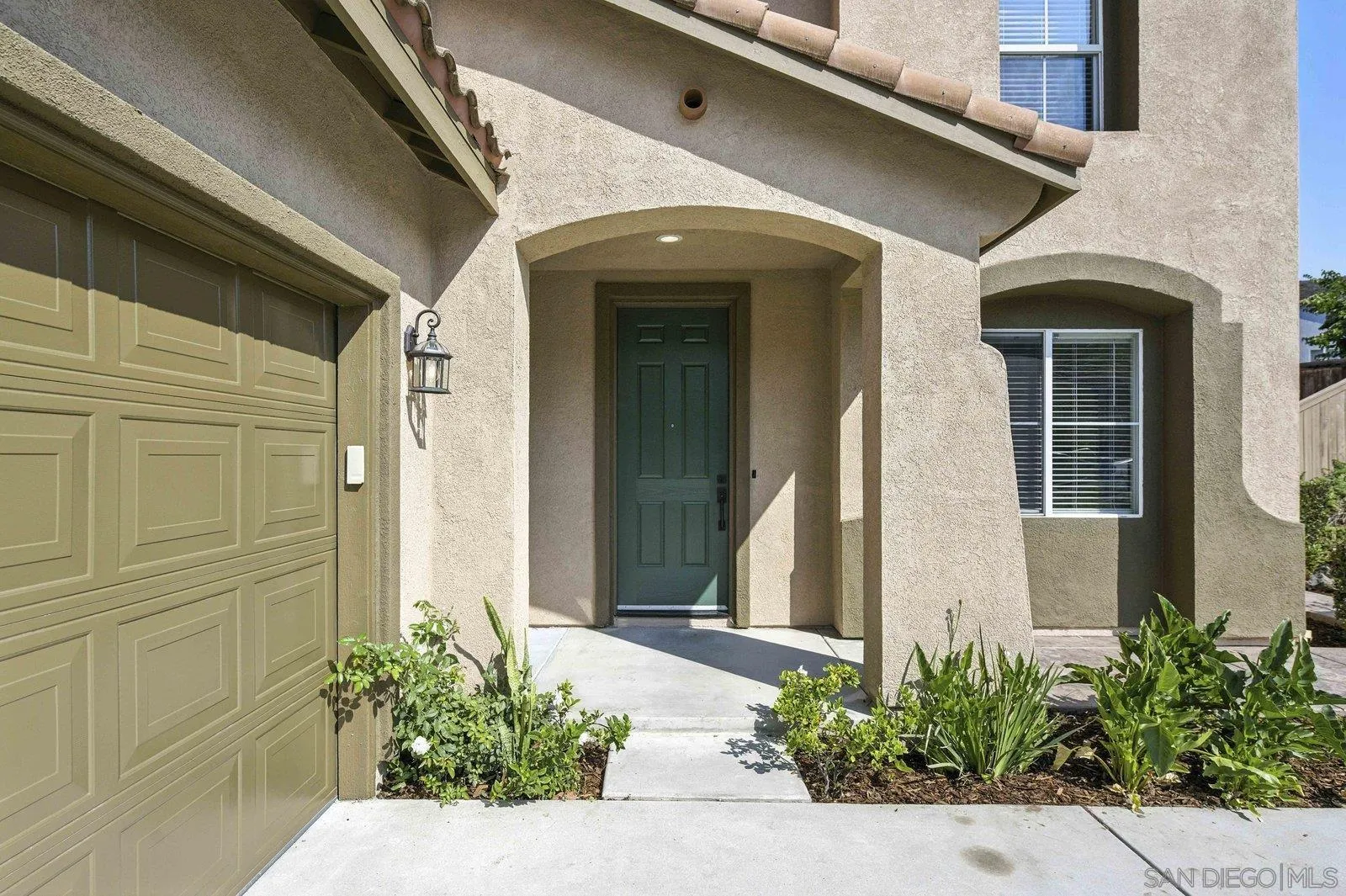 https://cdn.realtyfeed.com/cdn/127/250033807/e9a07db15bc3274472dd86100fea8d33.webp