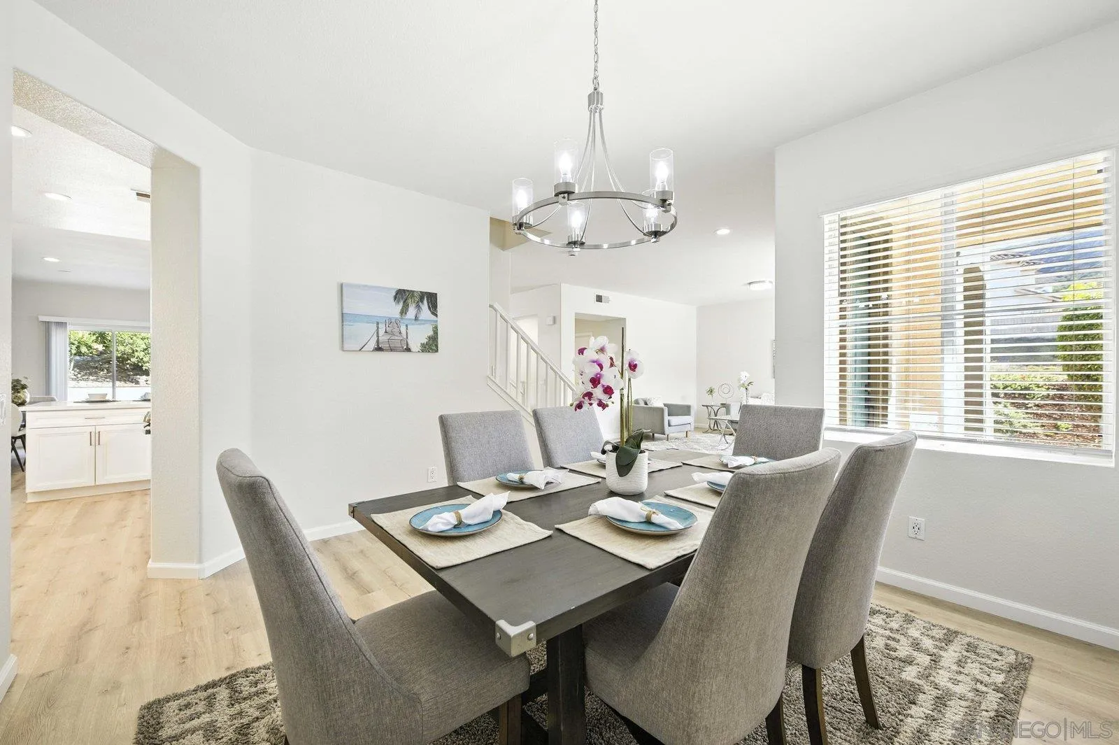 https://cdn.realtyfeed.com/cdn/127/250033807/eaa7ec179ef4d03fa4a7cc4794b5aa1d.webp