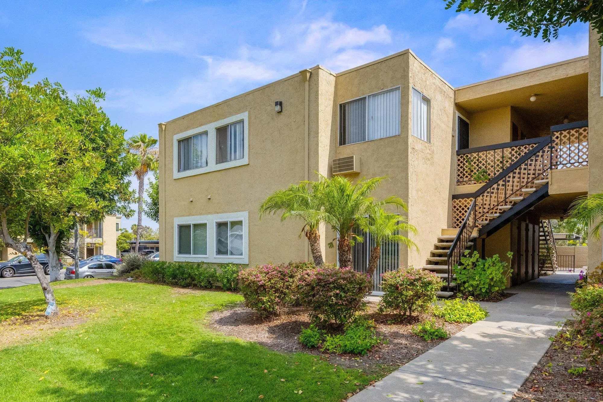 https://cdn.realtyfeed.com/cdn/127/250033813/215efc1f396e51fb043dc3f03c0dd7a3.webp