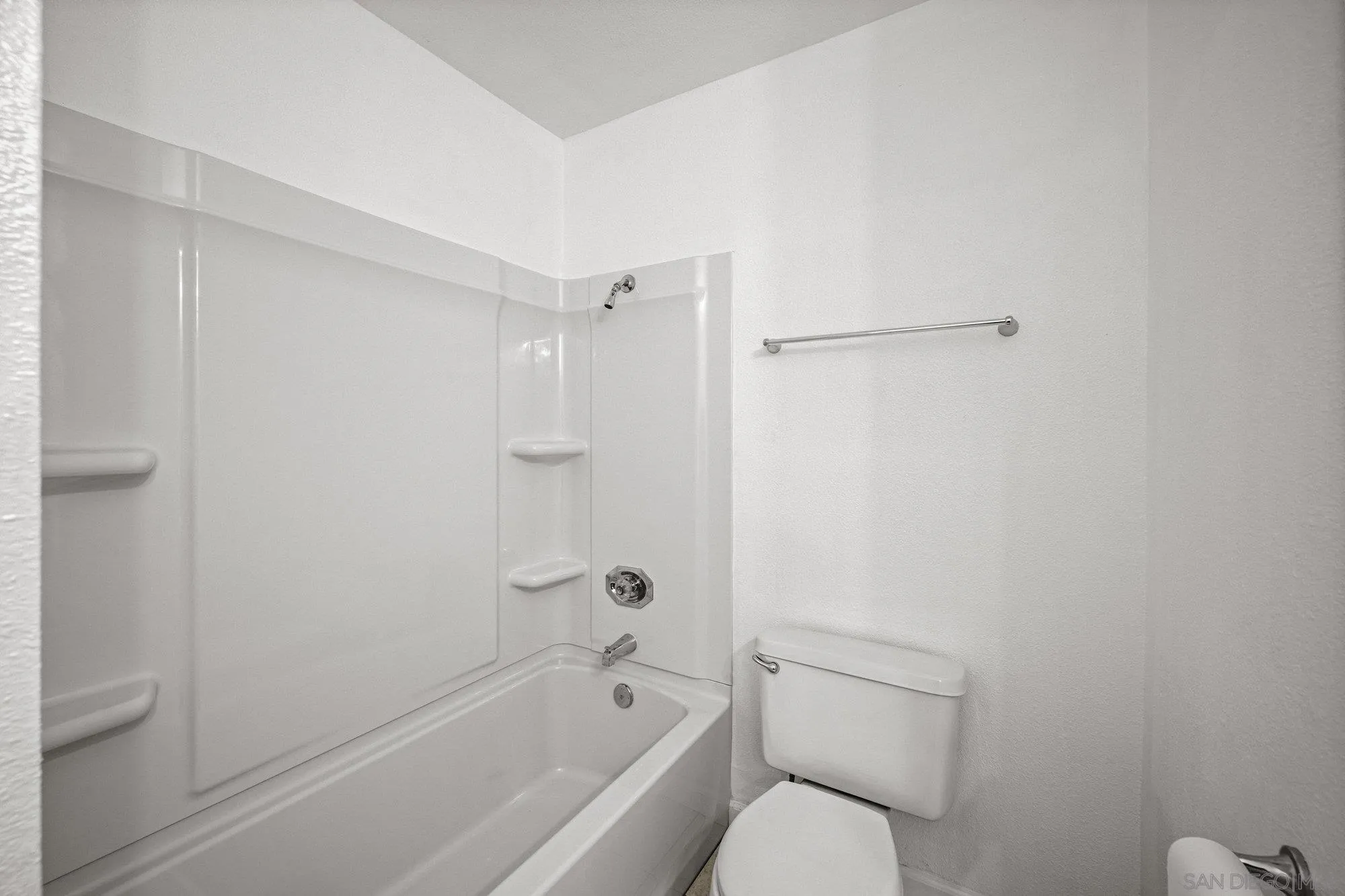 Photo #18: 250033813 Listing: Photo #18