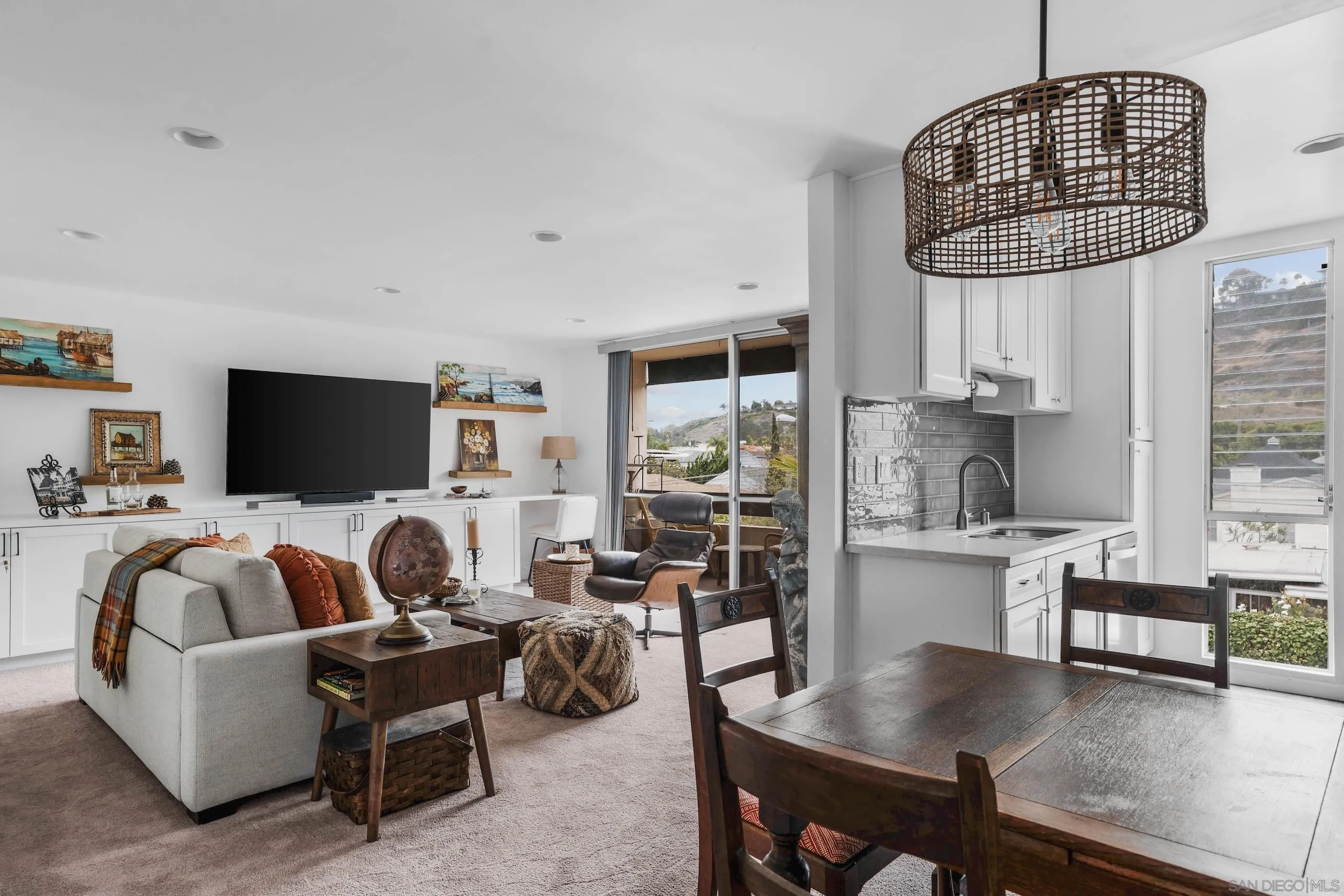 Photo #5: 250033816 Listing 