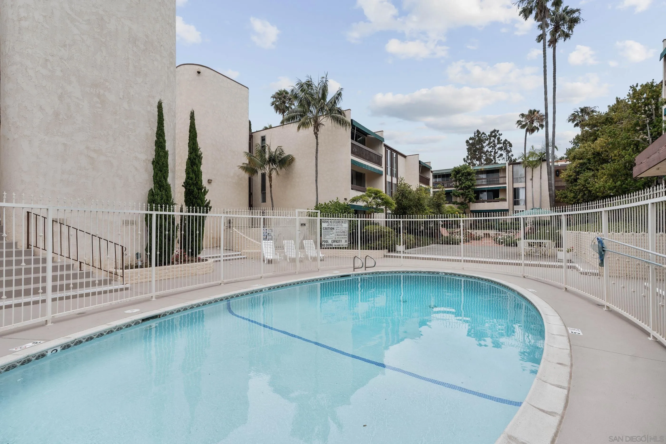 https://cdn.realtyfeed.com/cdn/127/250033816/ab56e9d1d6a9bc0d252a351e899d35b5.webp