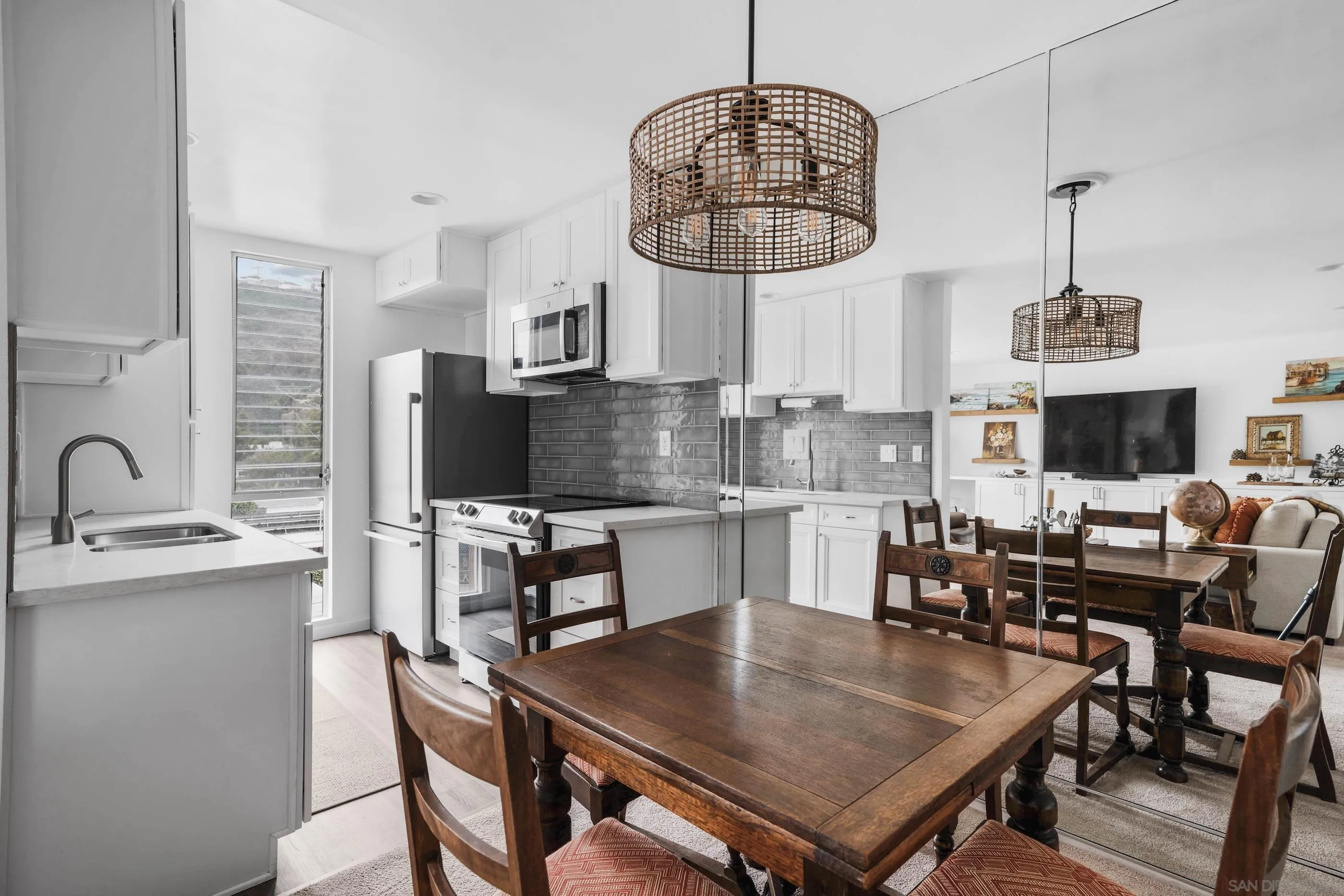 Photo #6: 250033816 Listing 