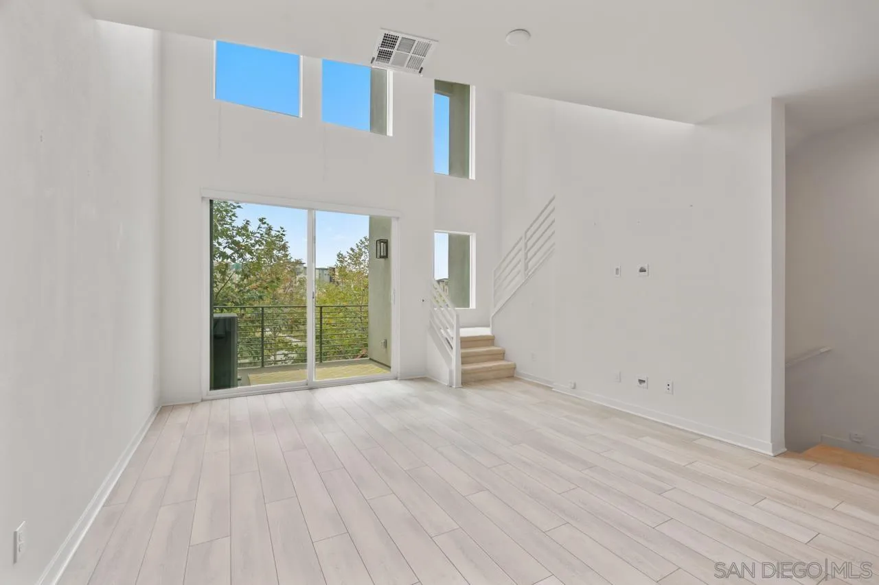 Photo #10: 250033822 Listing: Photo #10