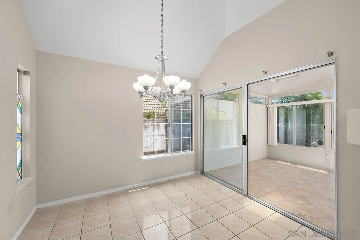 Photo #9: 250033824 Listing: Photo #9