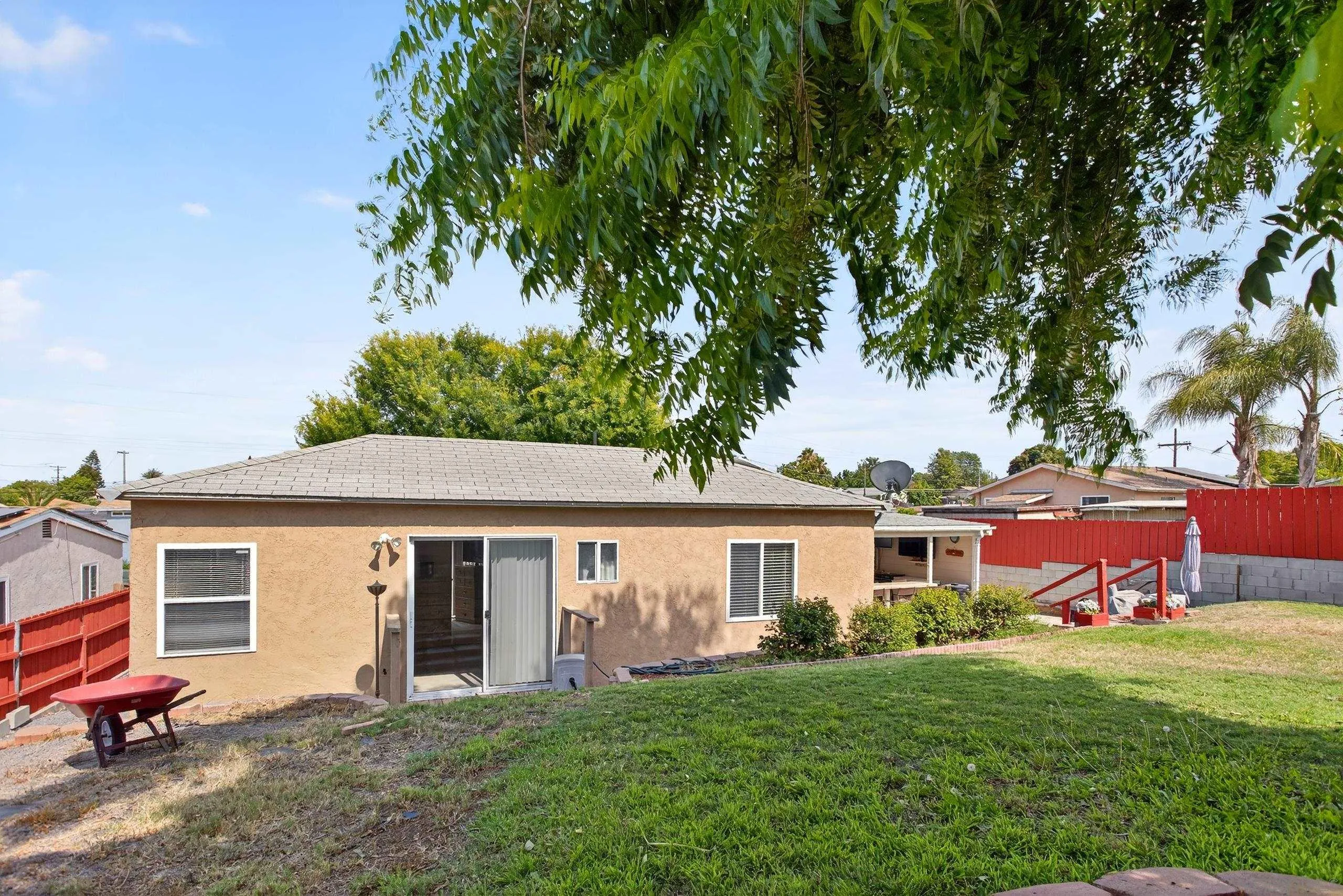 https://cdn.realtyfeed.com/cdn/127/250033830/0eb9f8a345b1dcc45bd2c0c7145fca6e.webp