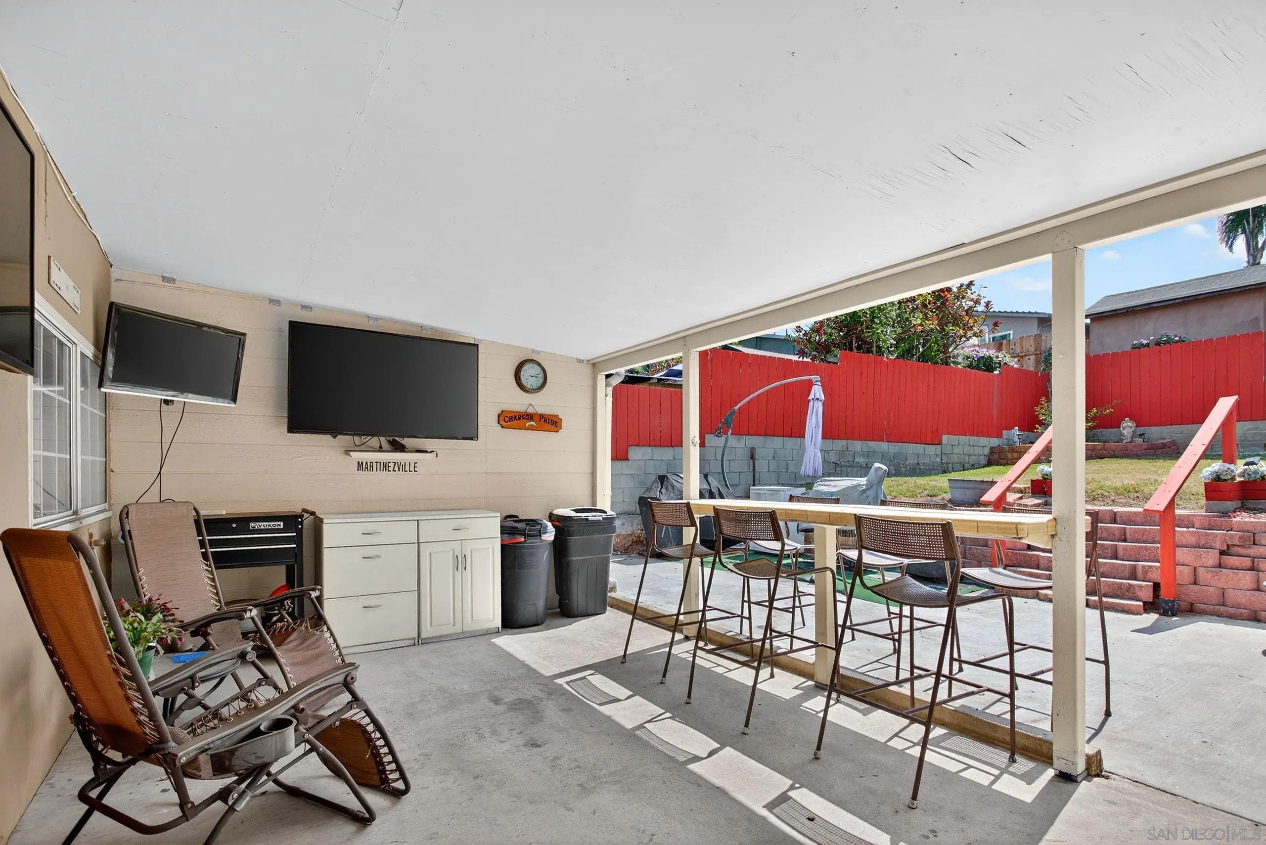 https://cdn.realtyfeed.com/cdn/127/250033830/6f2ab546aa88c7db42e1f4299c8bb5d3.webp
